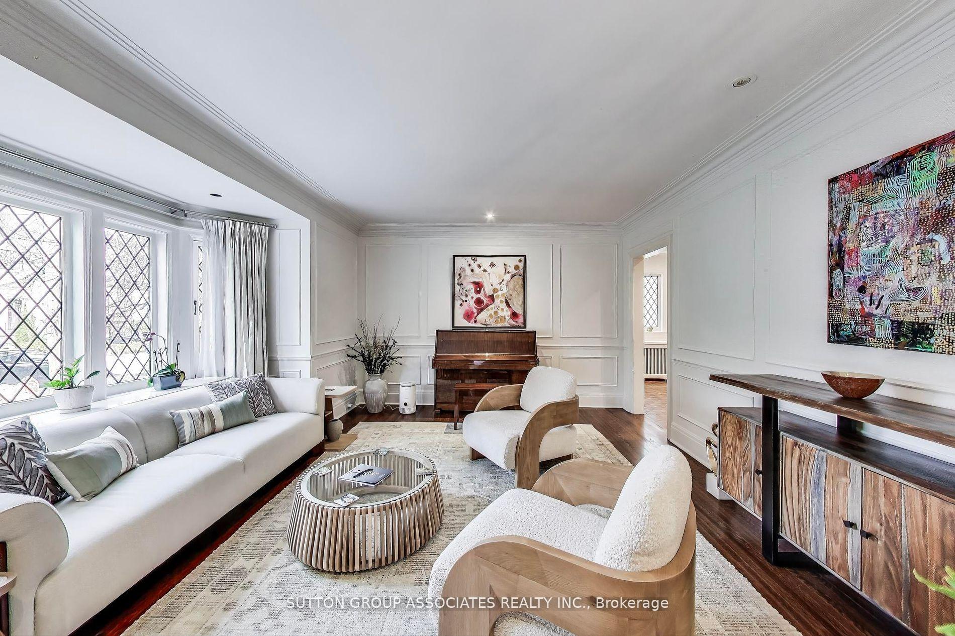 Photo 4 of 202 Forest Hill Road, Toronto, Forest Hill South — HOMEH