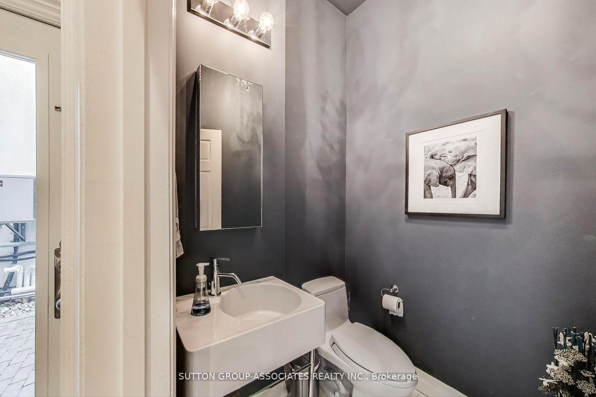 Photo 12 of 202 Forest Hill Road, Toronto, Forest Hill South — HOMEH