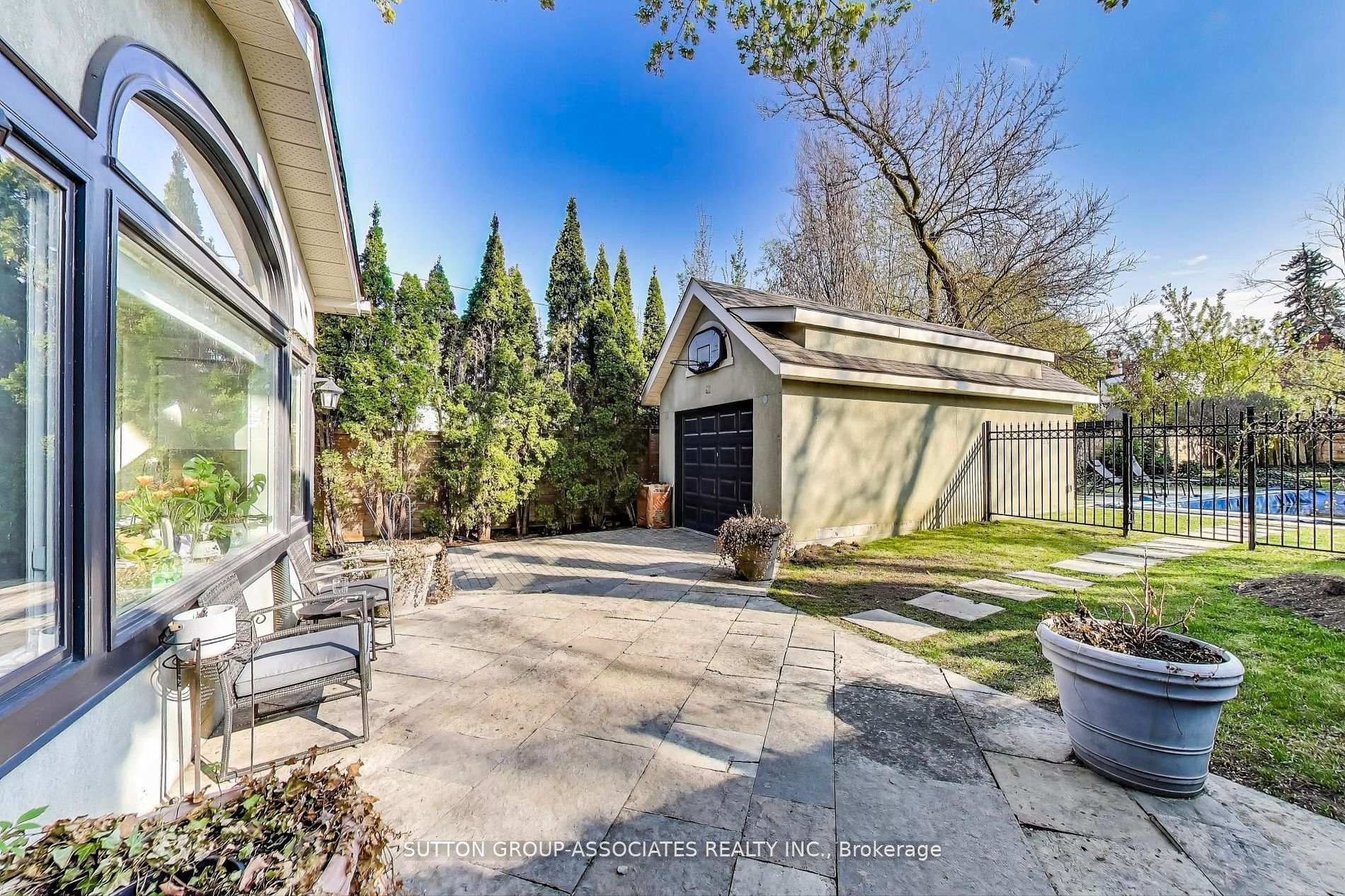 Photo 16 of 202 Forest Hill Road, Toronto, Forest Hill South — HOMEH