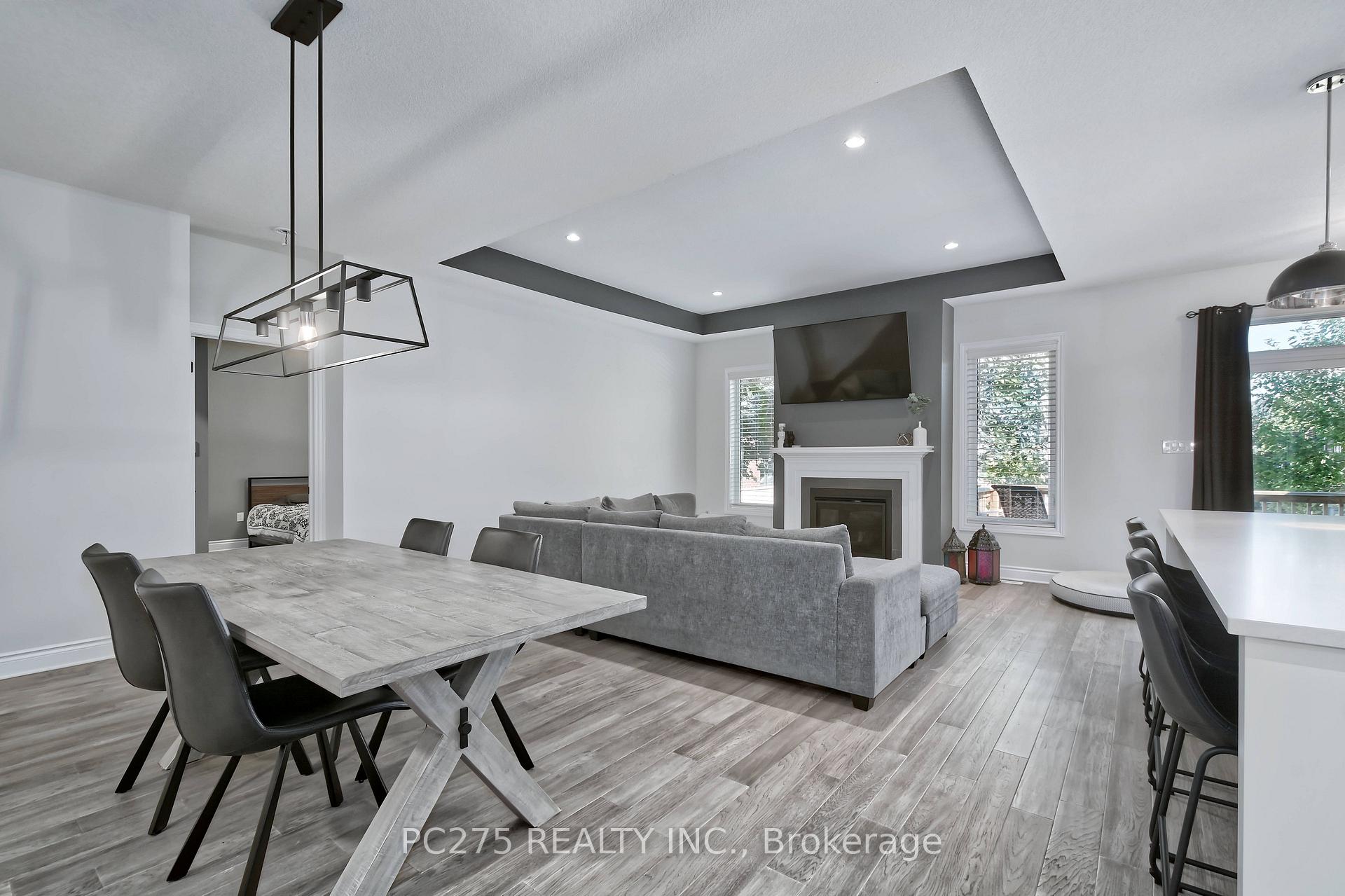 Photo 9 of Unit 10, 2022 Upperpoint Boulevard, London, South B — HOMEH