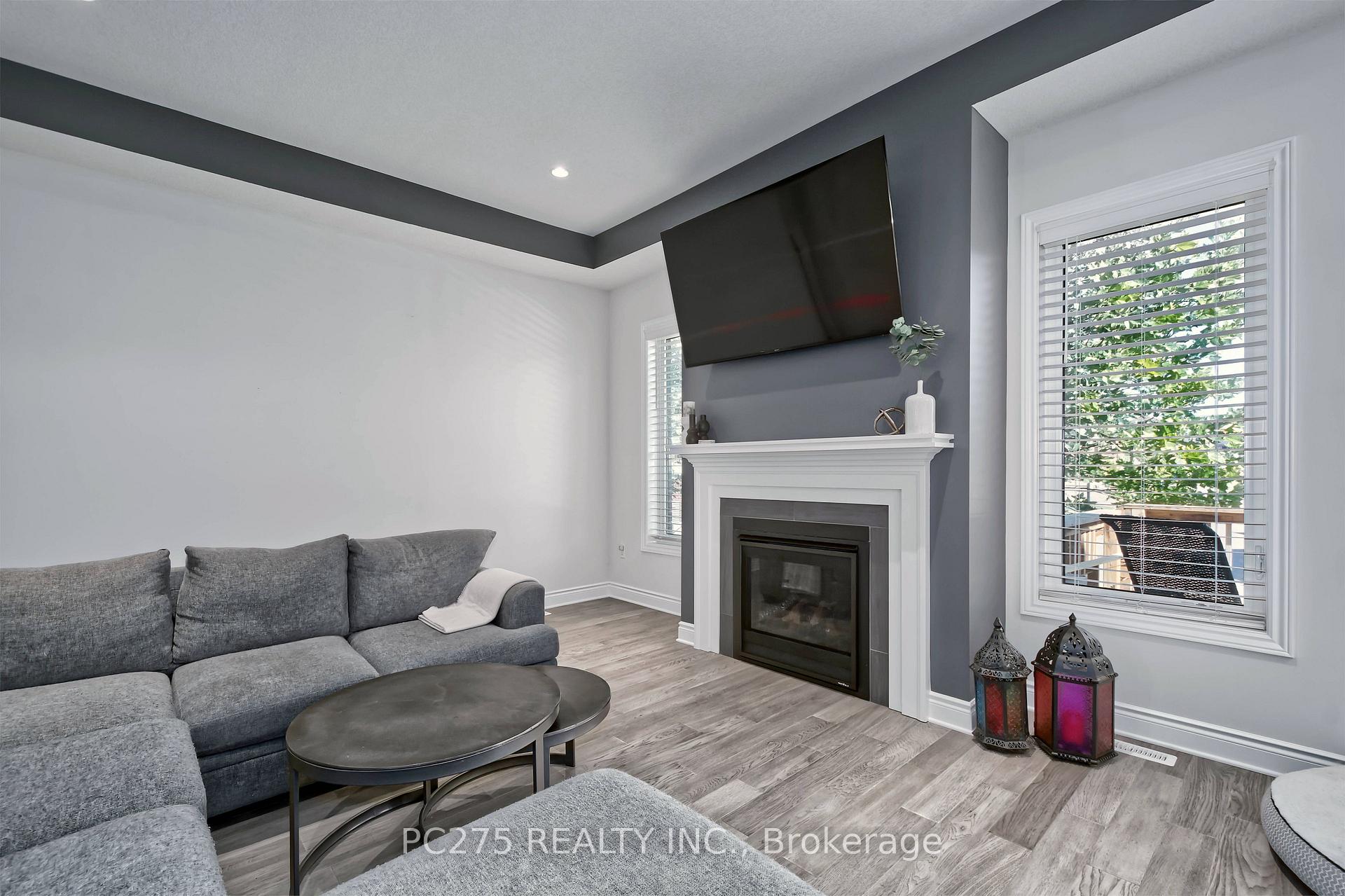 Photo 10 of Unit 10, 2022 Upperpoint Boulevard, London, South B — HOMEH