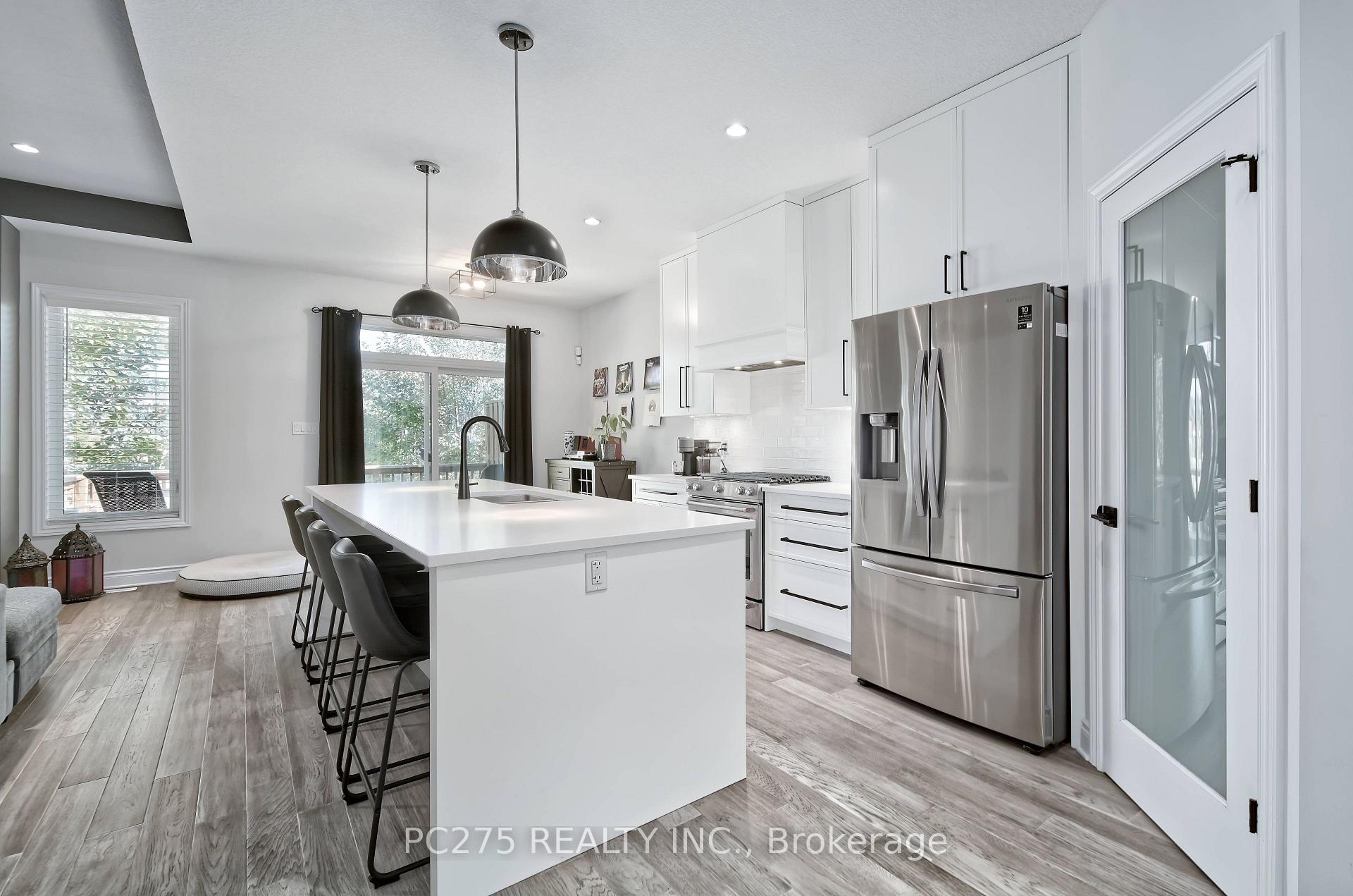 Photo 12 of Unit 10, 2022 Upperpoint Boulevard, London, South B — HOMEH