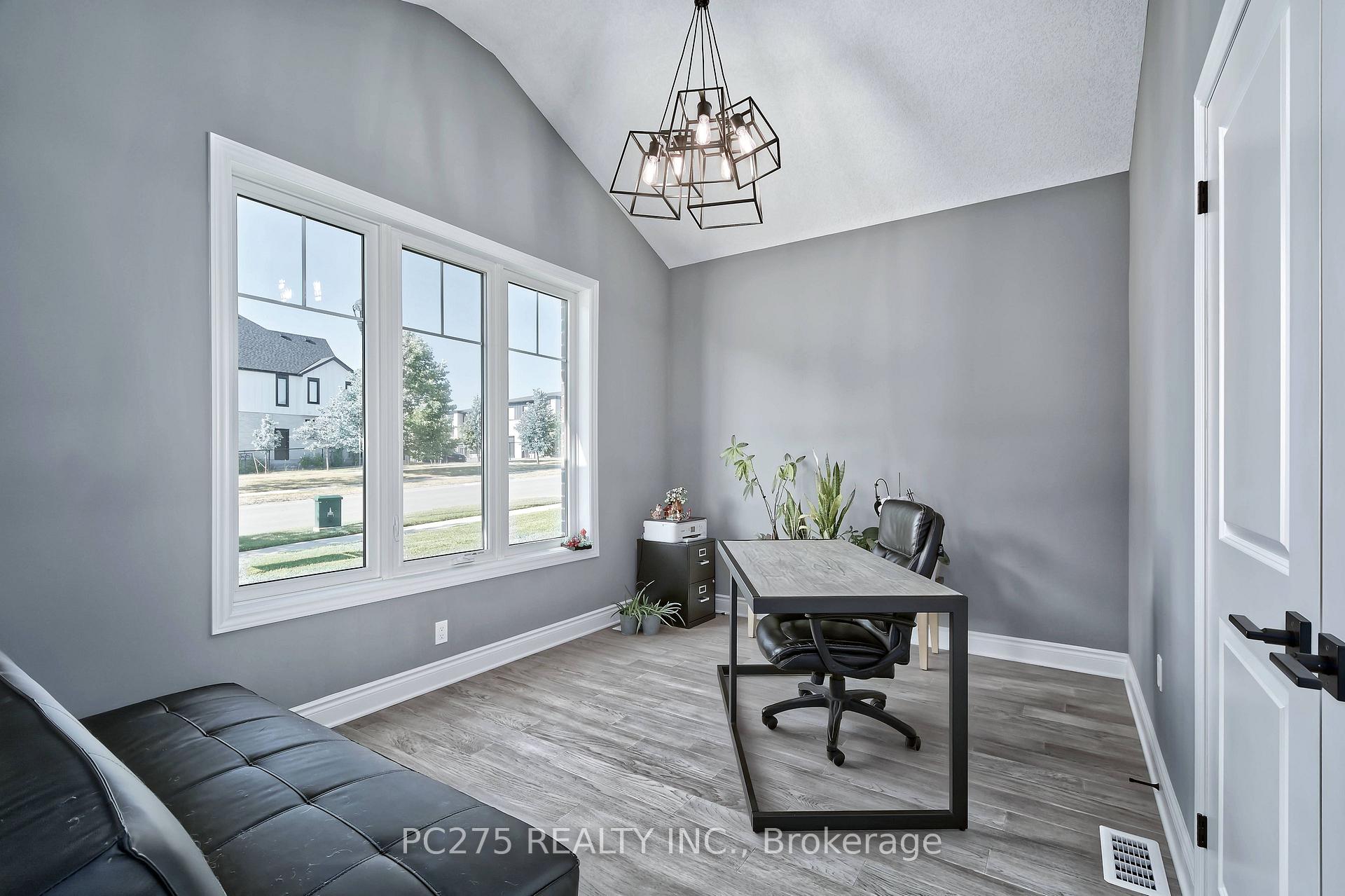 Photo 17 of Unit 10, 2022 Upperpoint Boulevard, London, South B — HOMEH