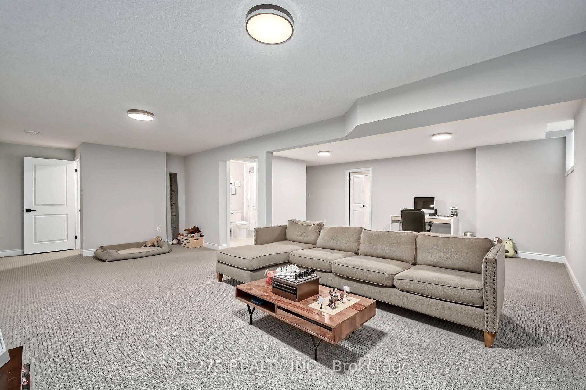 Photo 28 of Unit 10, 2022 Upperpoint Boulevard, London, South B — HOMEH