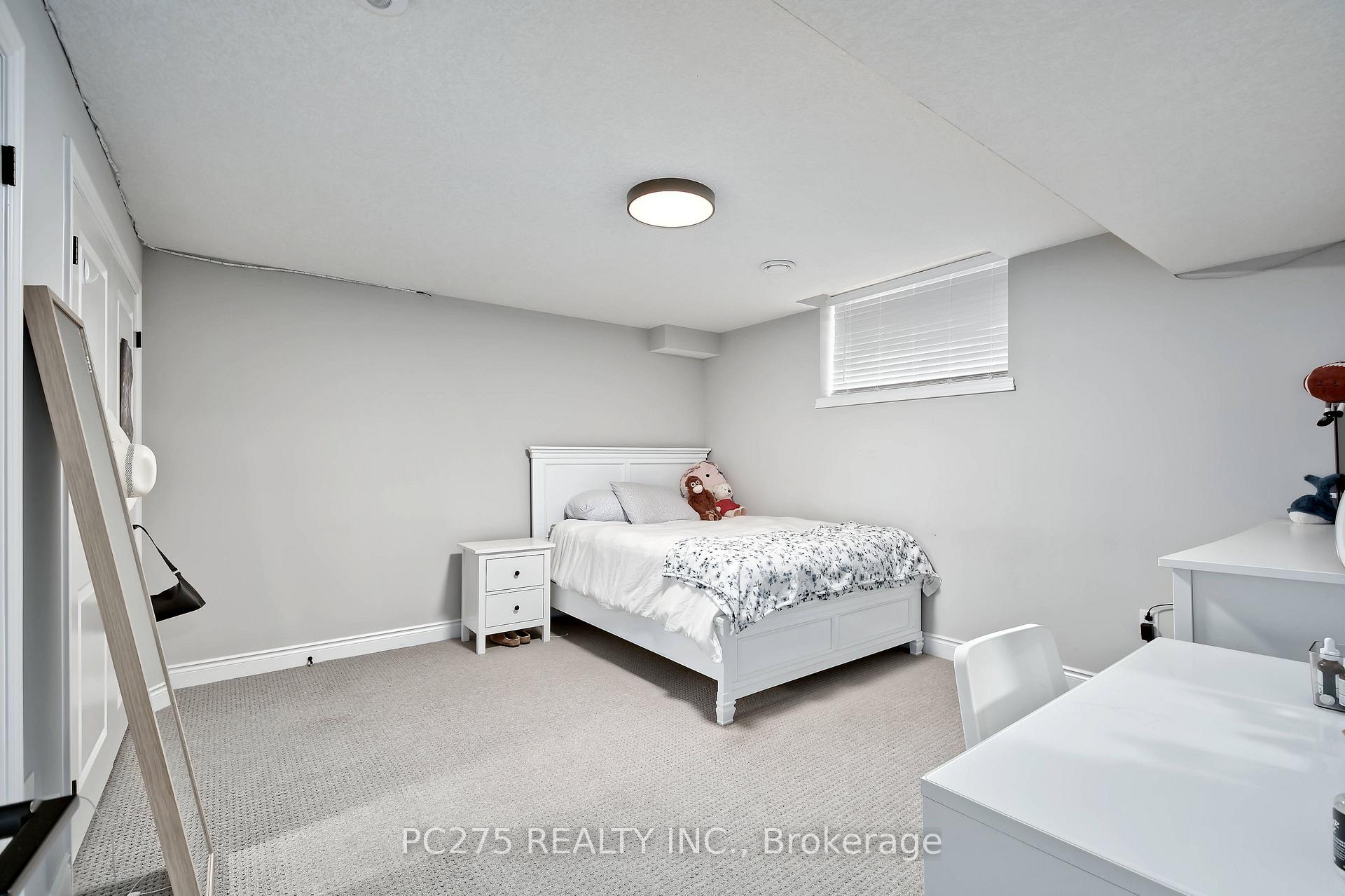 Photo 31 of Unit 10, 2022 Upperpoint Boulevard, London, South B — HOMEH