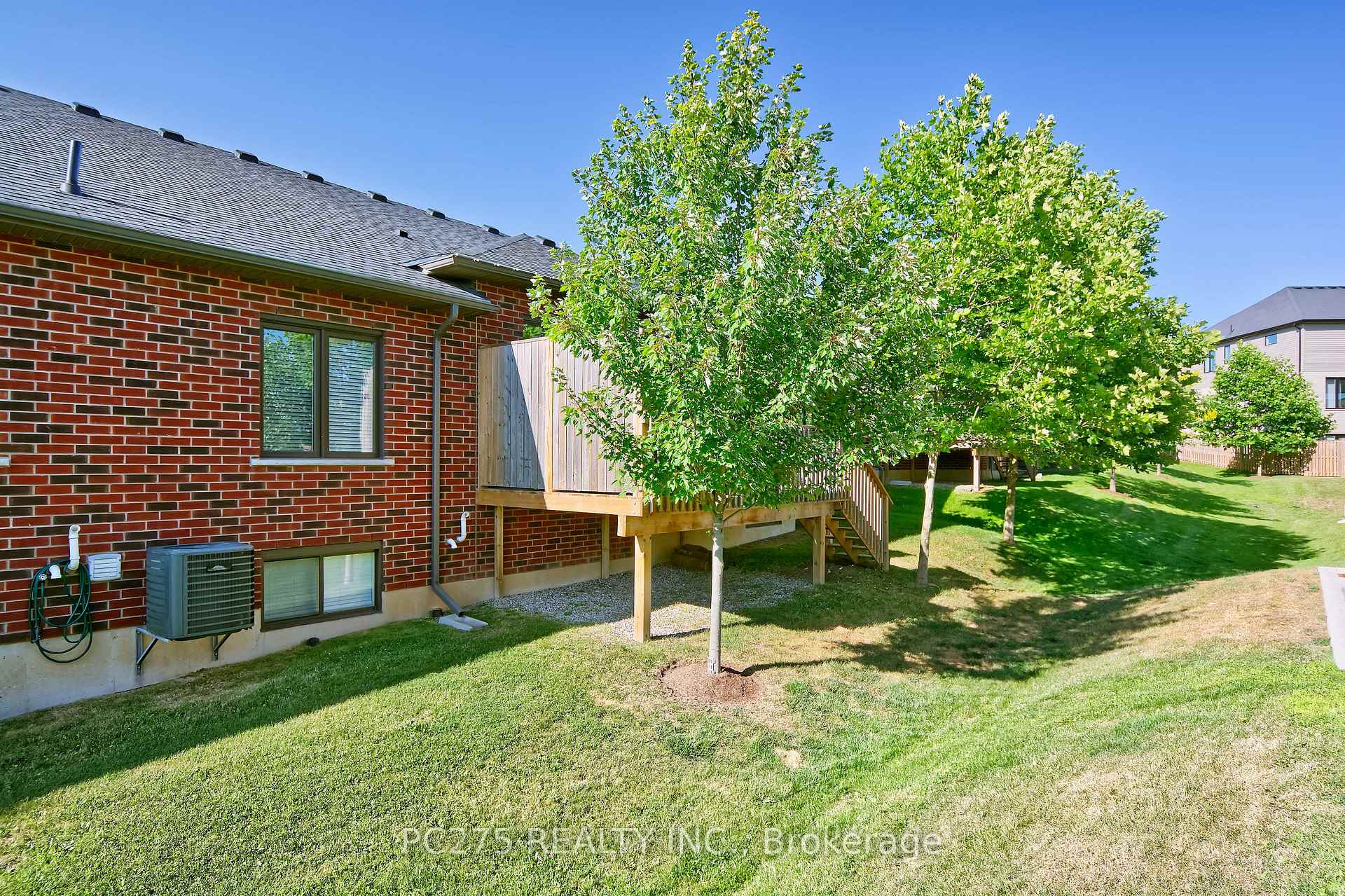 Photo 41 of Unit 10, 2022 Upperpoint Boulevard, London, South B — HOMEH