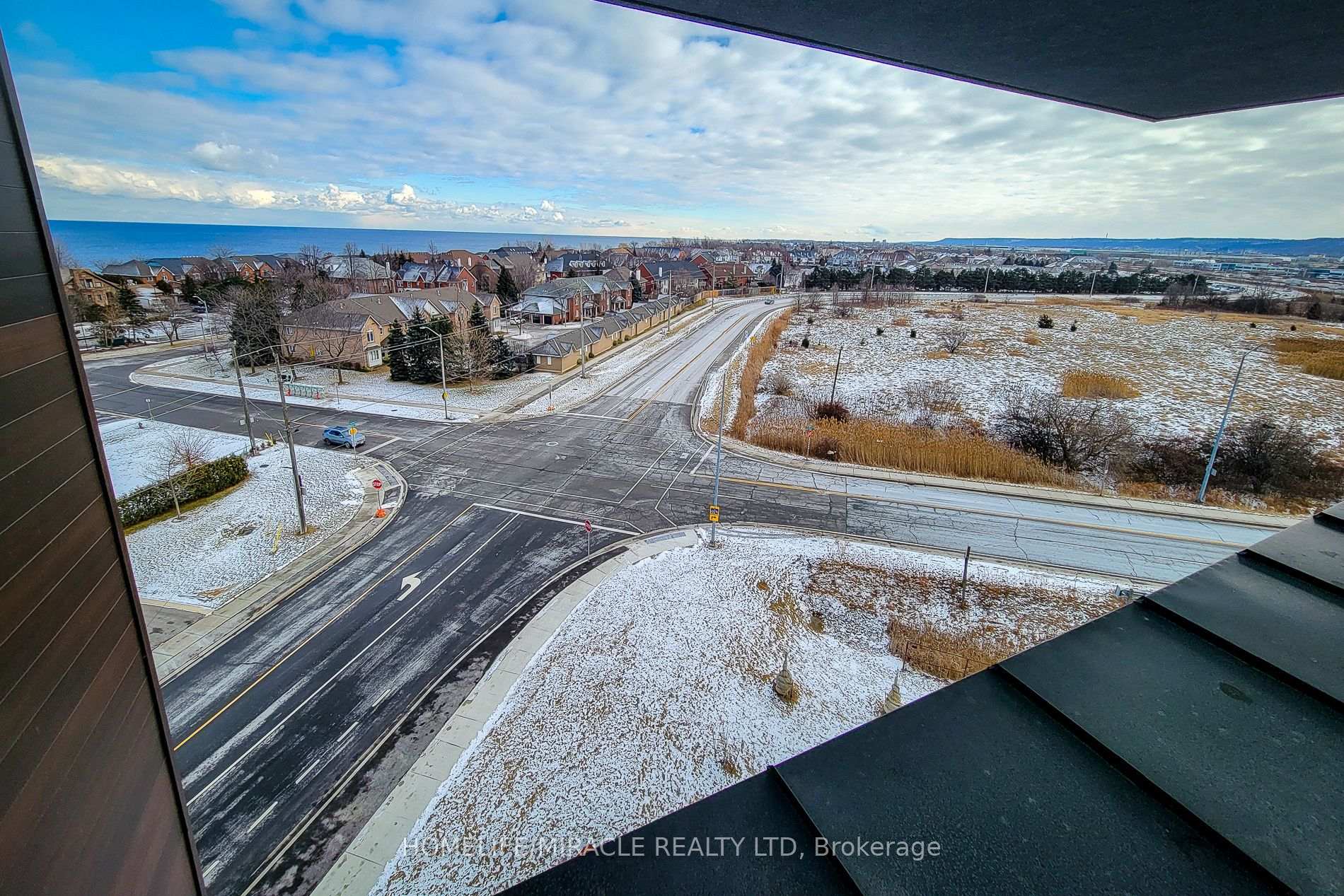 Photo 26 of Unit 213, 600 North Service Road, Hamilton, Lakeshore — HOMEH
