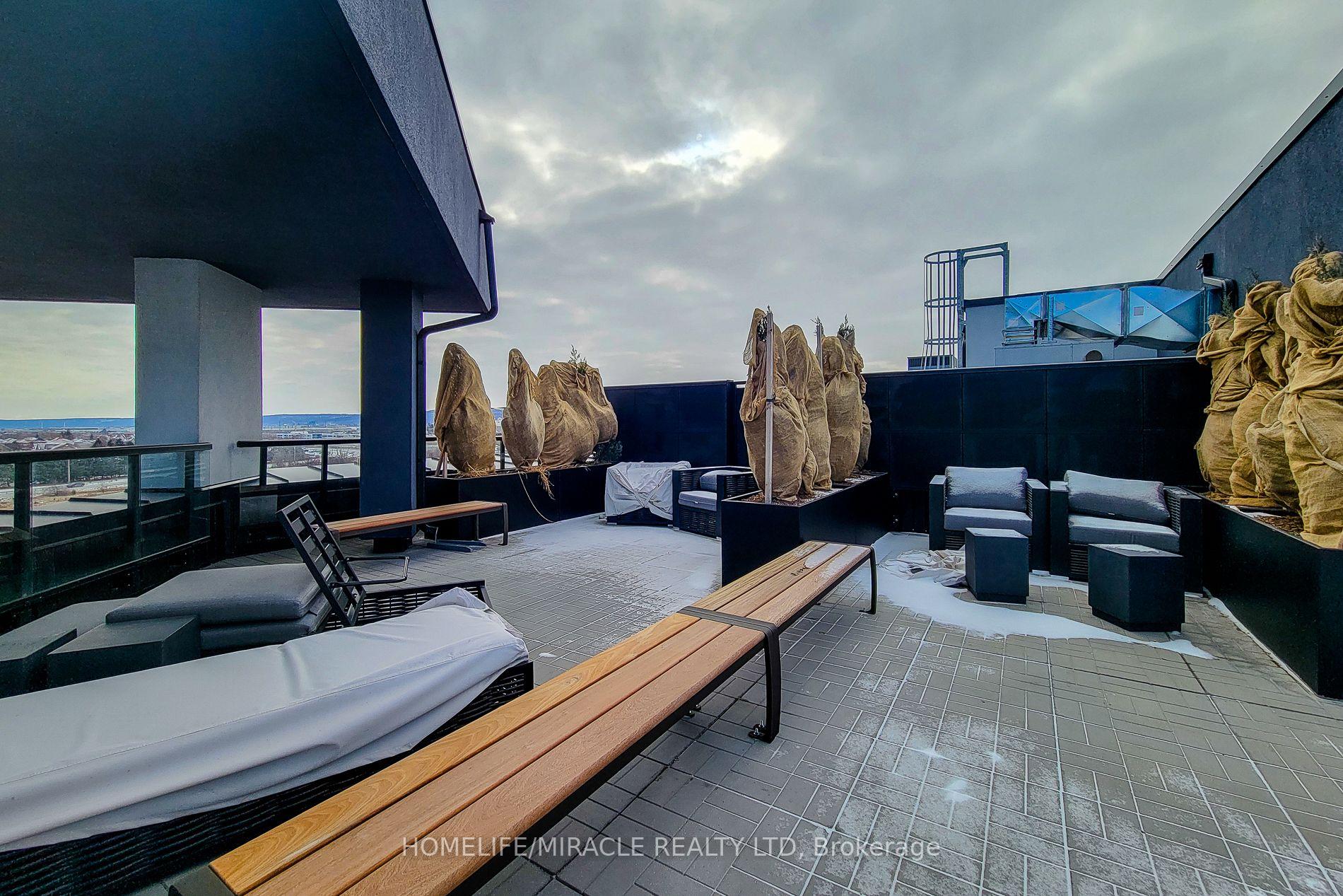 Photo 31 of Unit 213, 600 North Service Road, Hamilton, Lakeshore — HOMEH