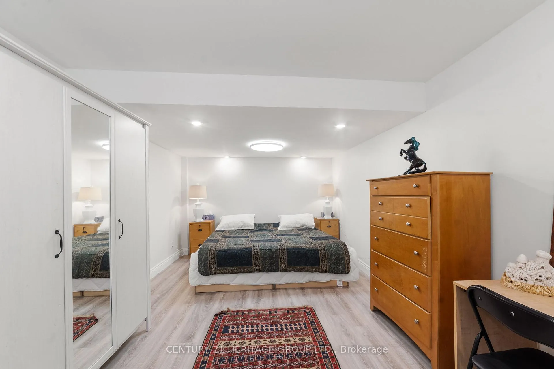 Photo 15 of Unit Bsmnt, 47 Stollar Boulevard, Barrie, Little Lake — HOMEH