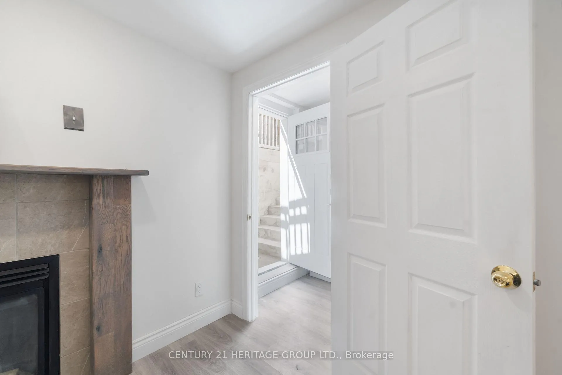 Photo 19 of Unit Bsmnt, 47 Stollar Boulevard, Barrie, Little Lake — HOMEH