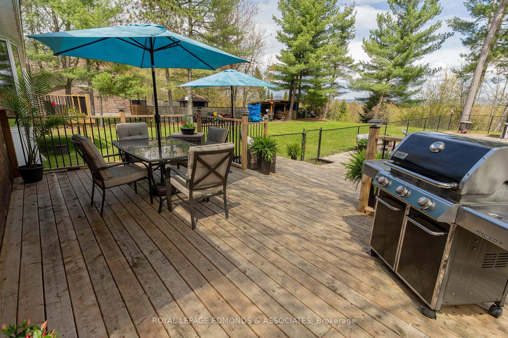 Photo 8 of 39 Selley Street, Petawawa, Petawawa — HOMEH