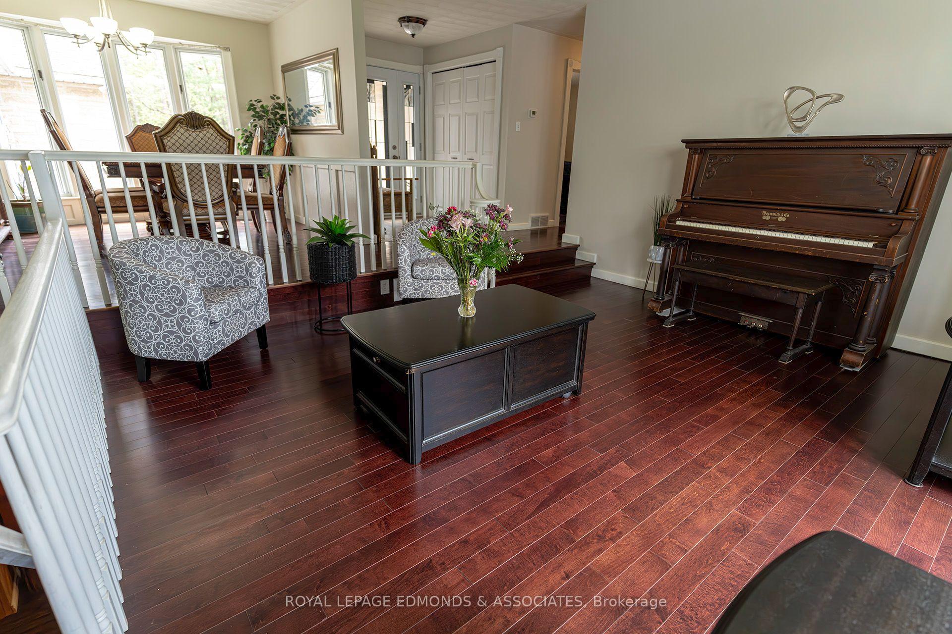 Photo 16 of 39 Selley Street, Petawawa, Petawawa — HOMEH