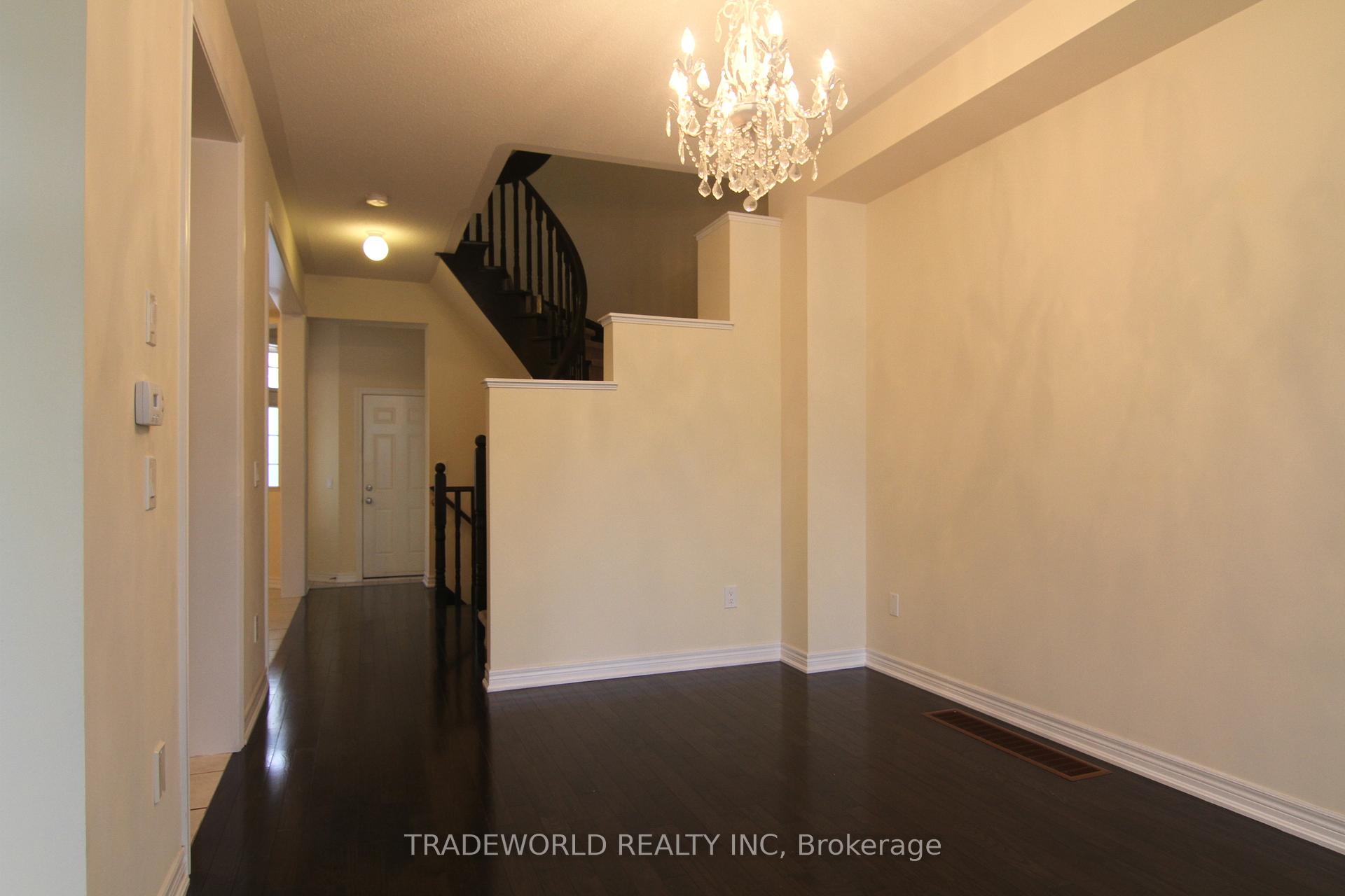 Photo 4 of 36 Tufo Avenue, Markham, Cathedraltown — HOMEH