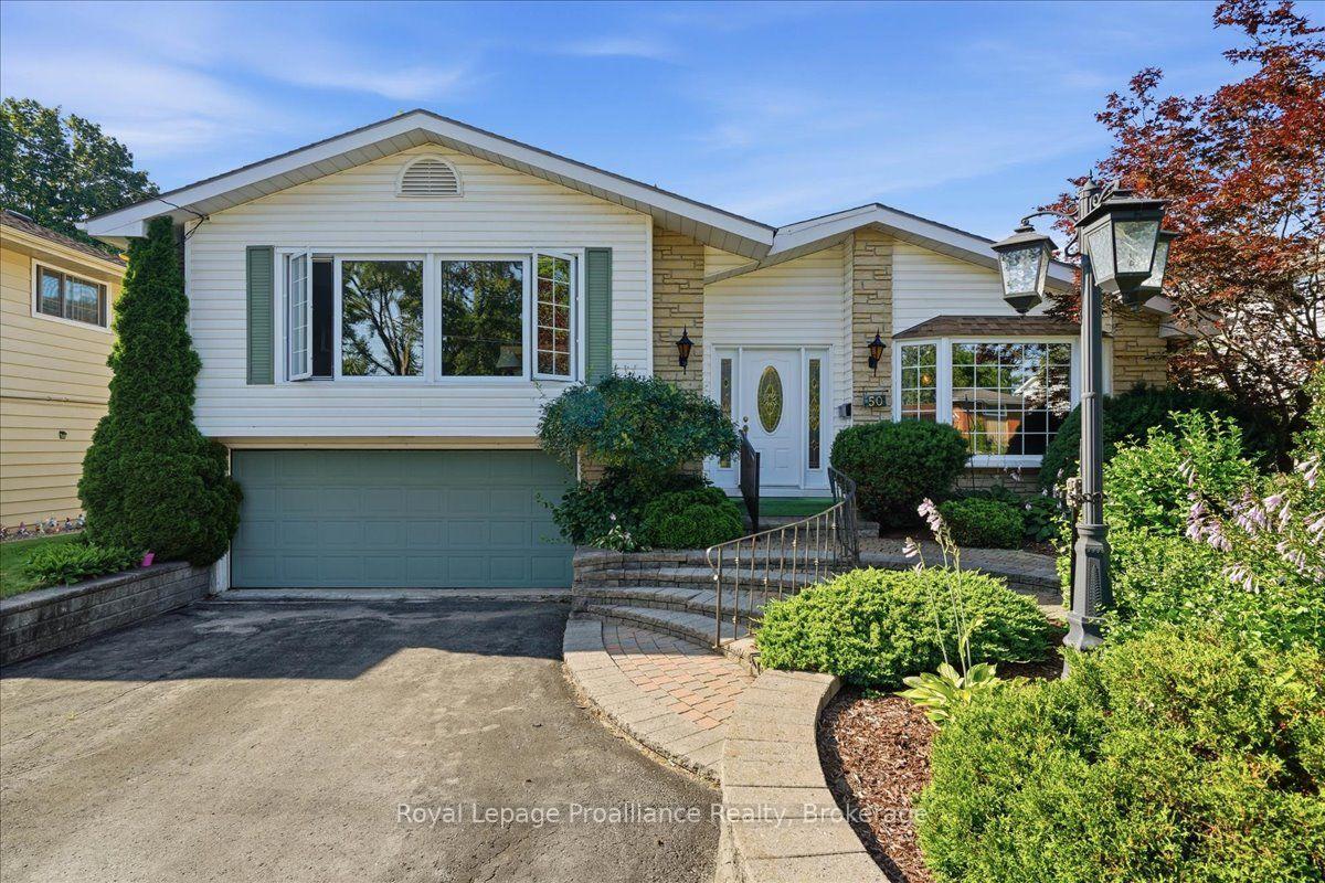 Photo 3 of 50 Melrose Crescent, Belleville, Belleville Ward — HOMEH