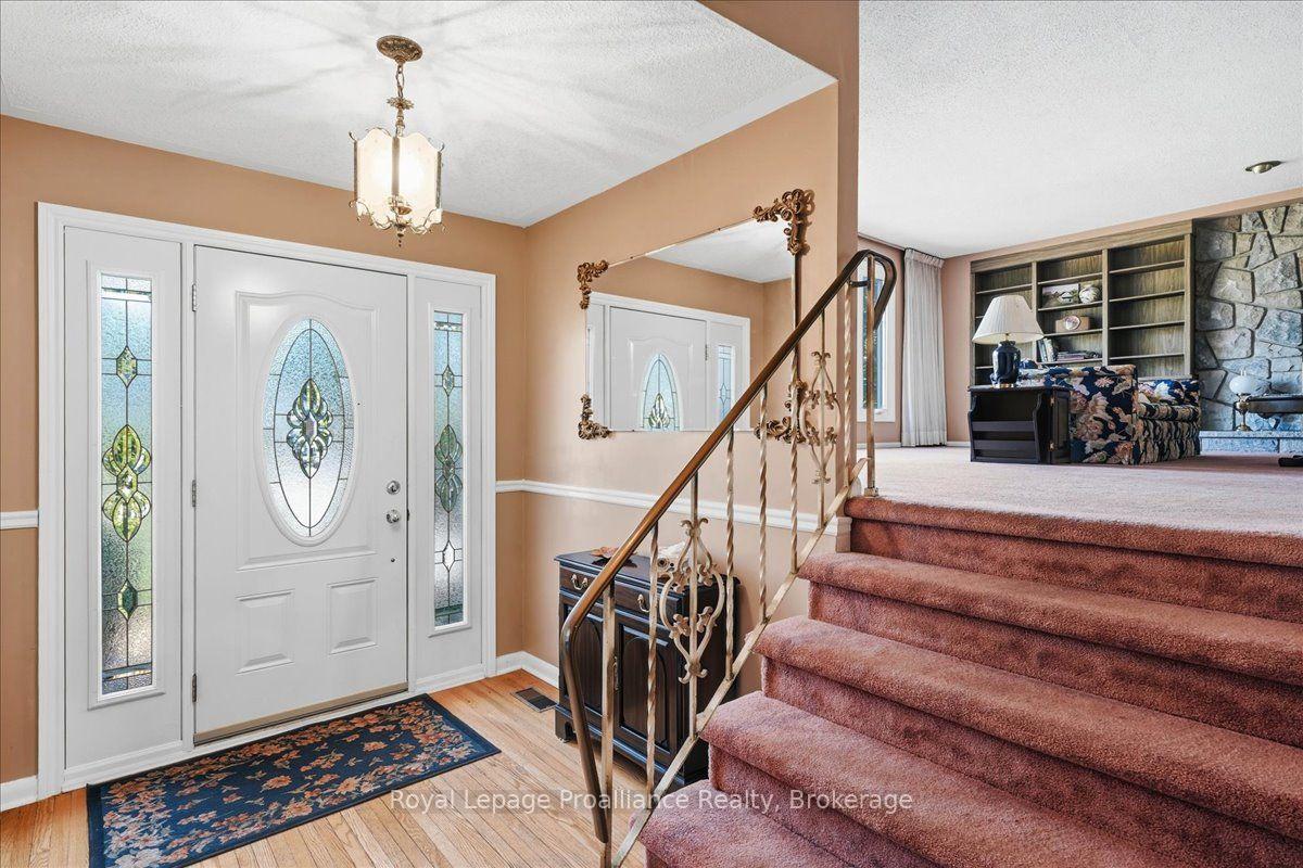Photo 5 of 50 Melrose Crescent, Belleville, Belleville Ward — HOMEH