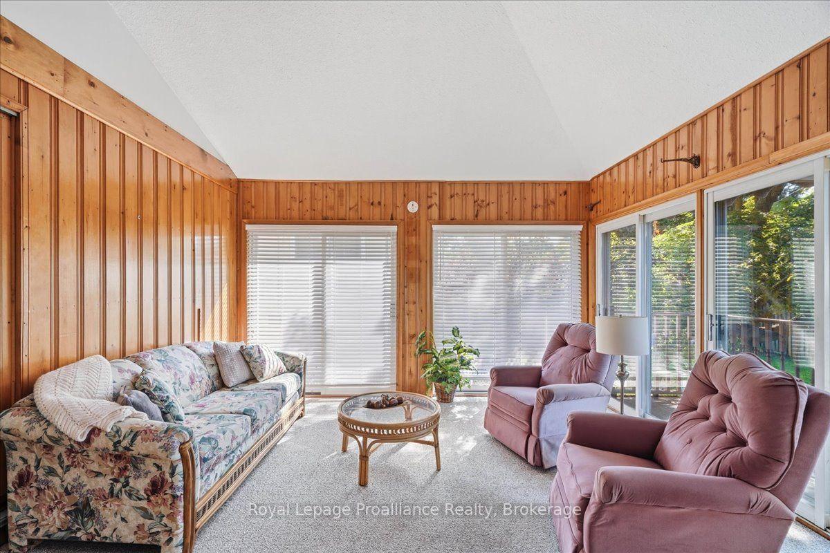 Photo 16 of 50 Melrose Crescent, Belleville, Belleville Ward — HOMEH