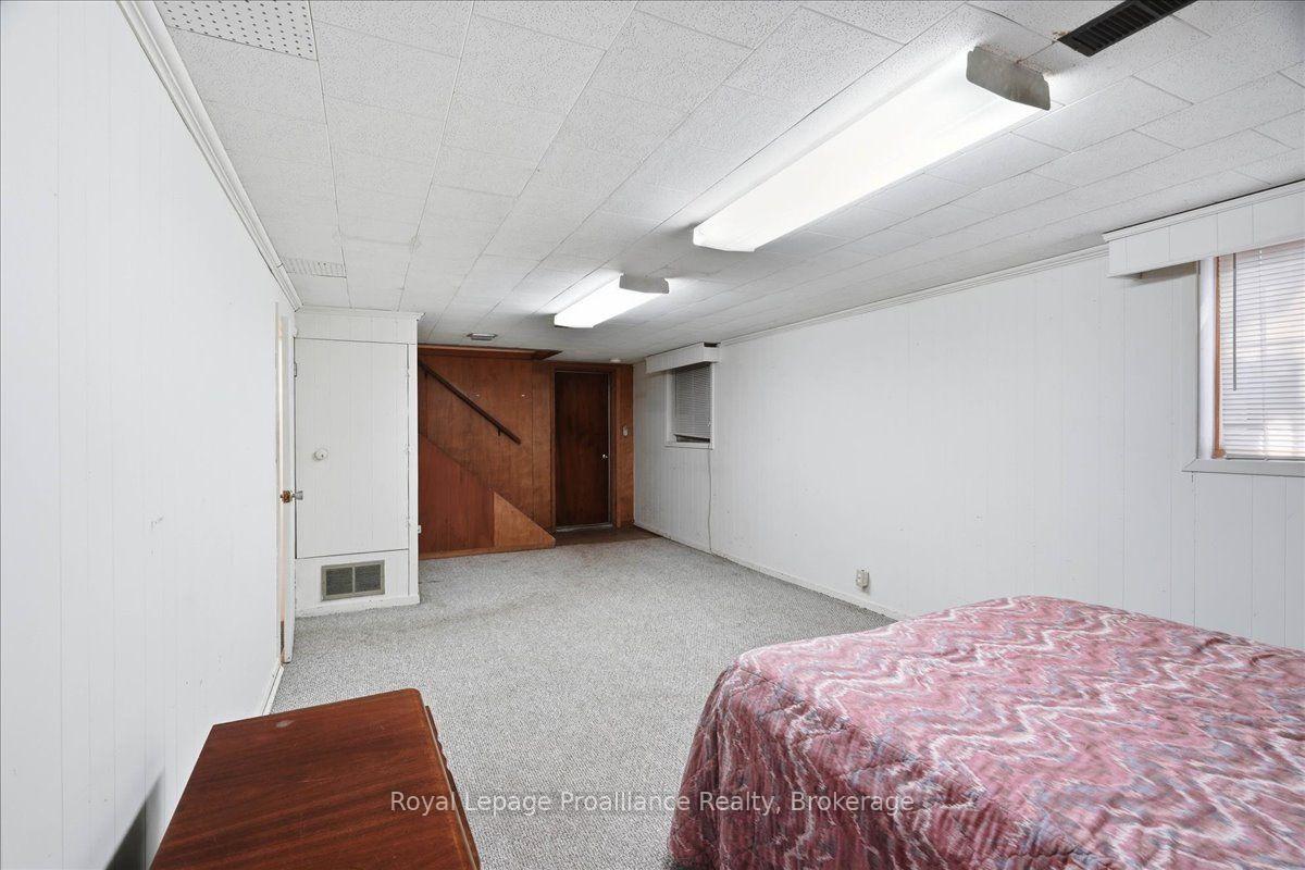 Photo 28 of 50 Melrose Crescent, Belleville, Belleville Ward — HOMEH