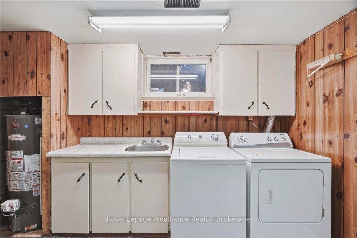 Photo 32 of 50 Melrose Crescent, Belleville, Belleville Ward — HOMEH