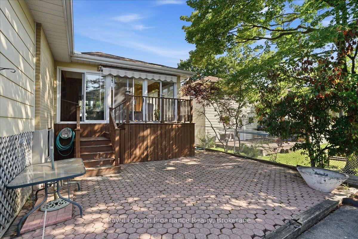 Photo 35 of 50 Melrose Crescent, Belleville, Belleville Ward — HOMEH