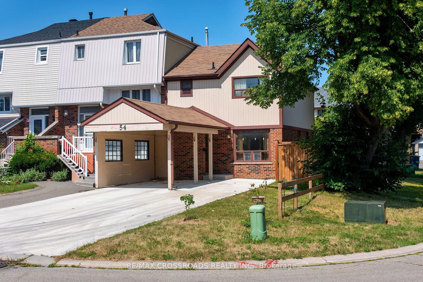 Photo 1 of 54 Omega Square, Brampton, Heart Lake East — HOMEH