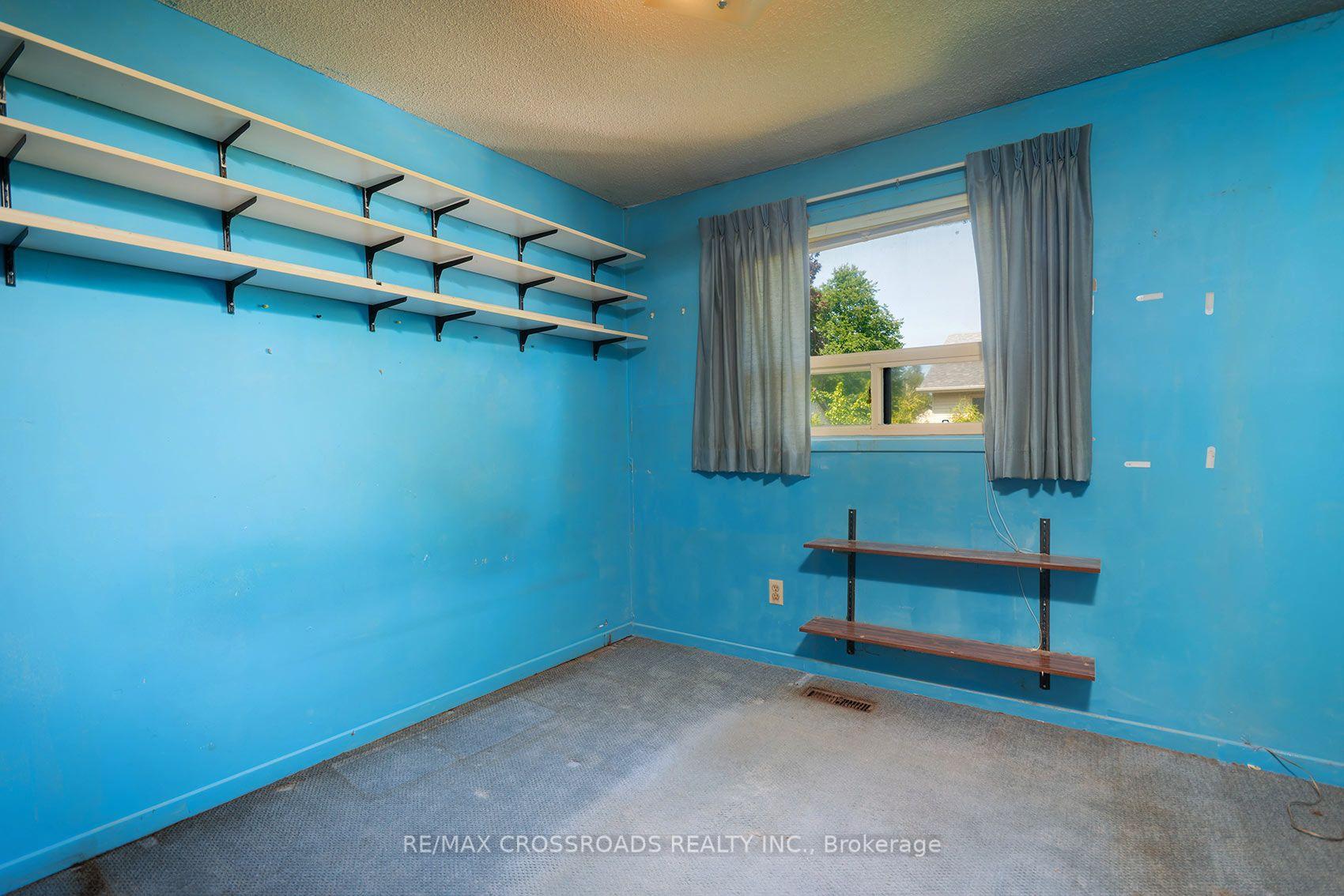 Photo 21 of 54 Omega Square, Brampton, Heart Lake East — HOMEH