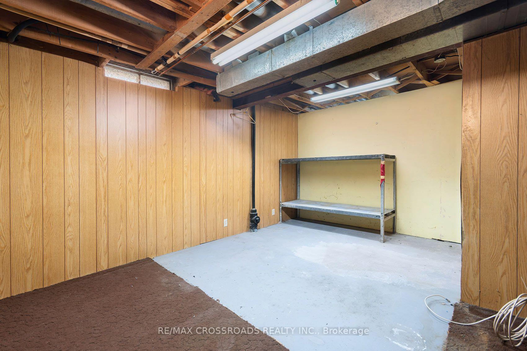 Photo 26 of 54 Omega Square, Brampton, Heart Lake East — HOMEH