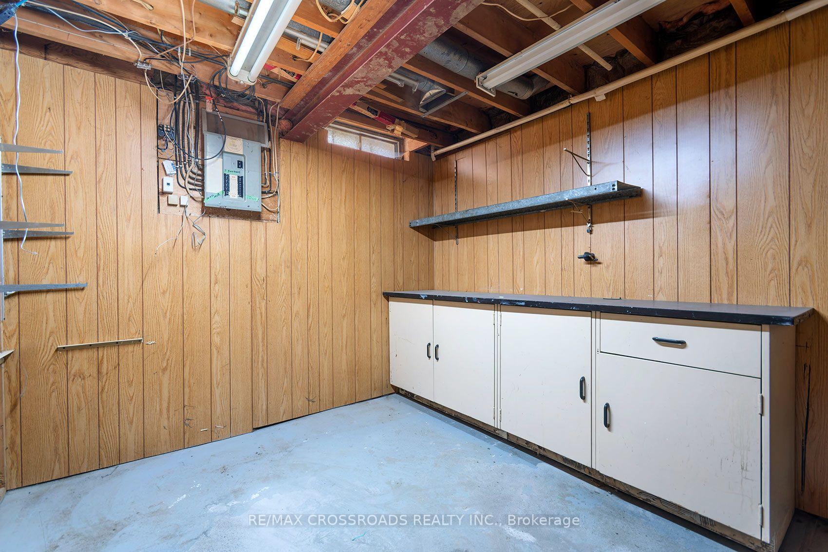 Photo 27 of 54 Omega Square, Brampton, Heart Lake East — HOMEH