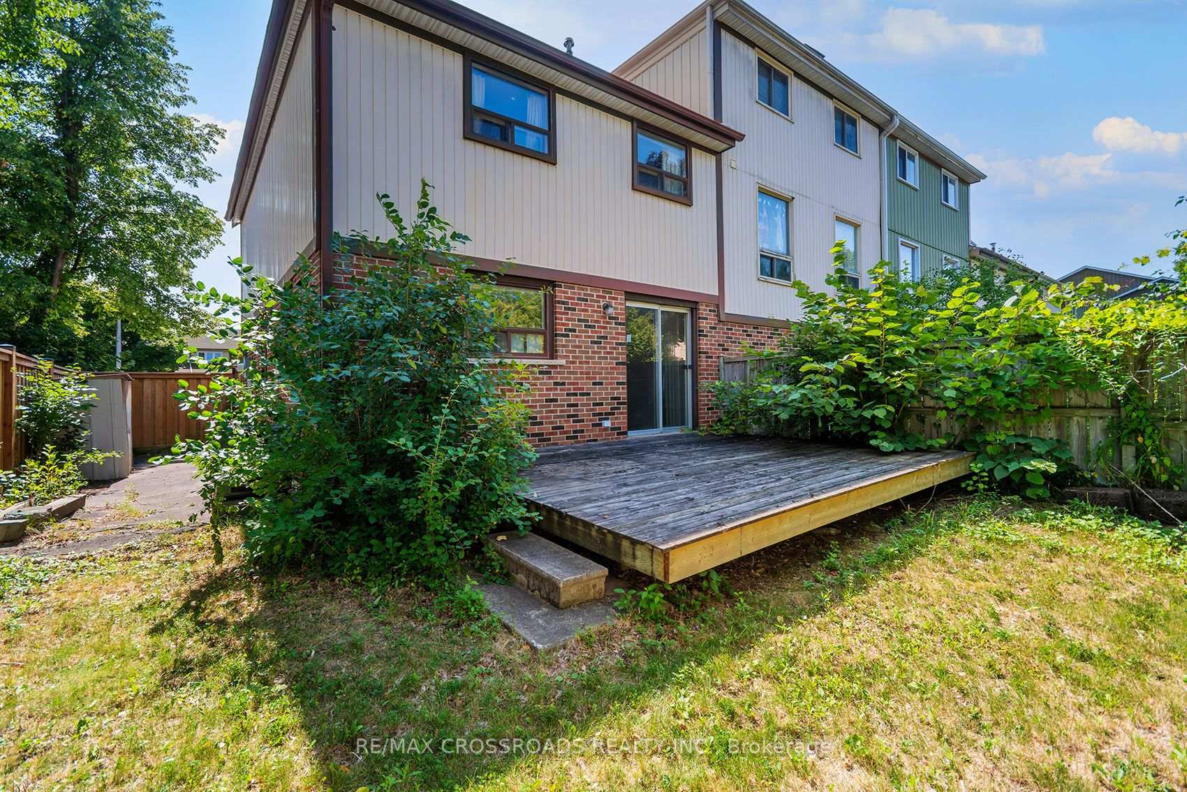 Photo 31 of 54 Omega Square, Brampton, Heart Lake East — HOMEH