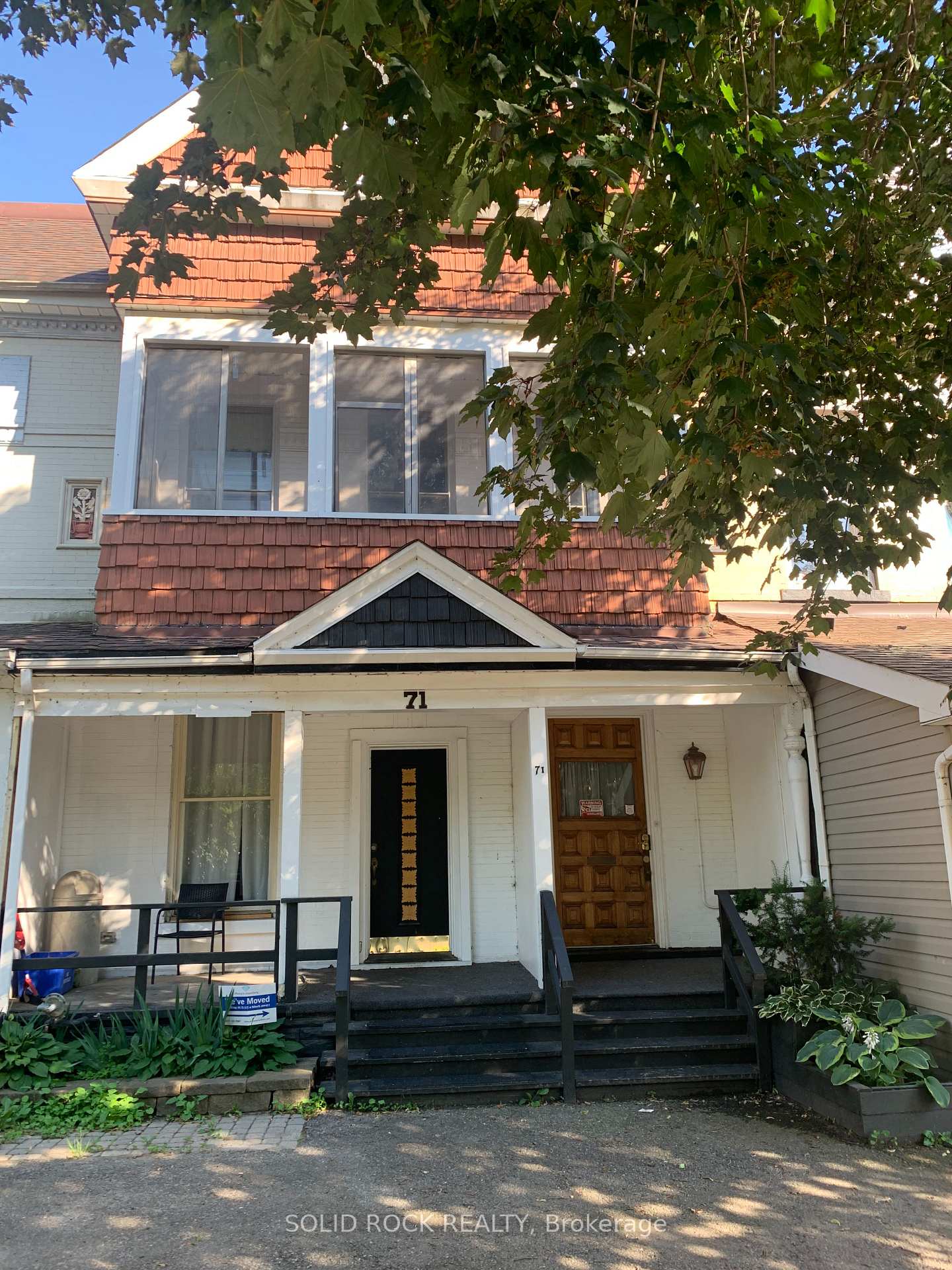 Front of Unit A, 71 King Street