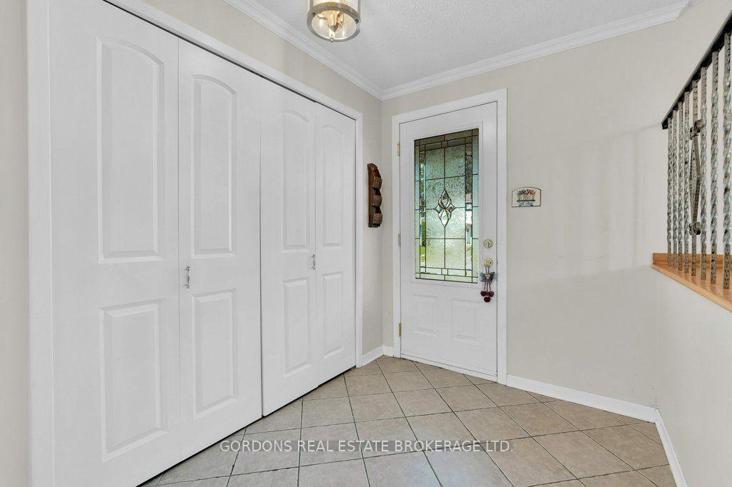 Photo 8 of 25 Eastpark Drive, Ottawa, Blackburn Hamlet — HOMEH