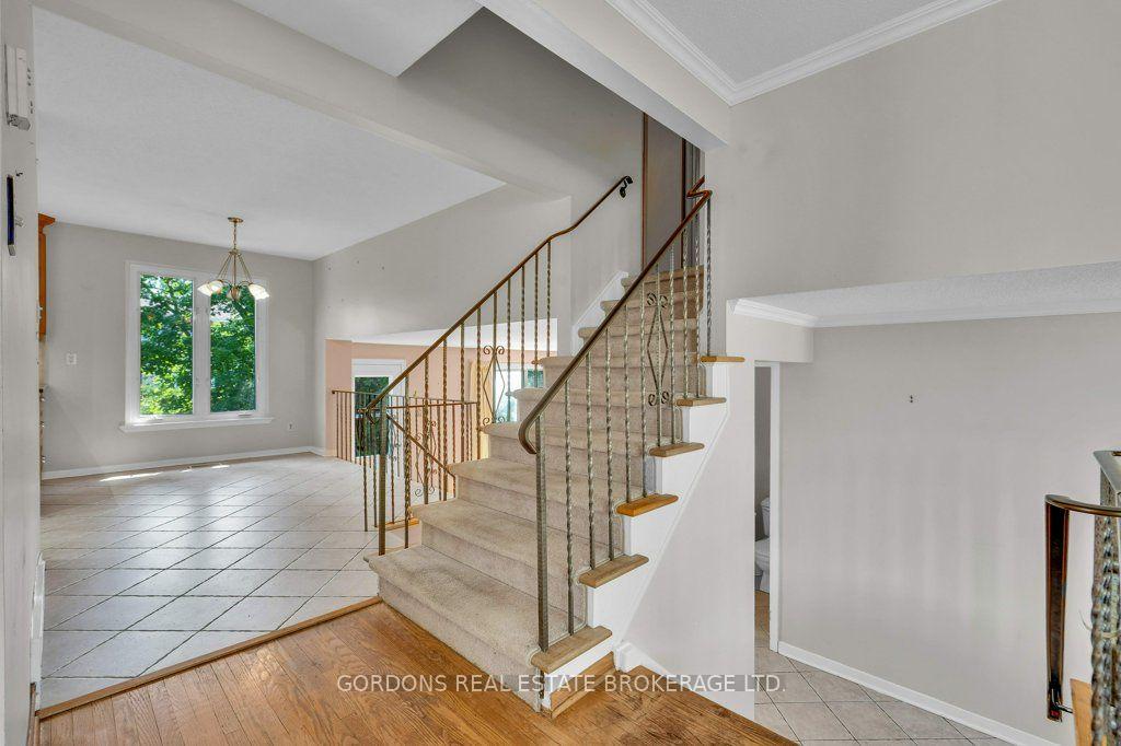 Photo 30 of 25 Eastpark Drive, Ottawa, Blackburn Hamlet — HOMEH