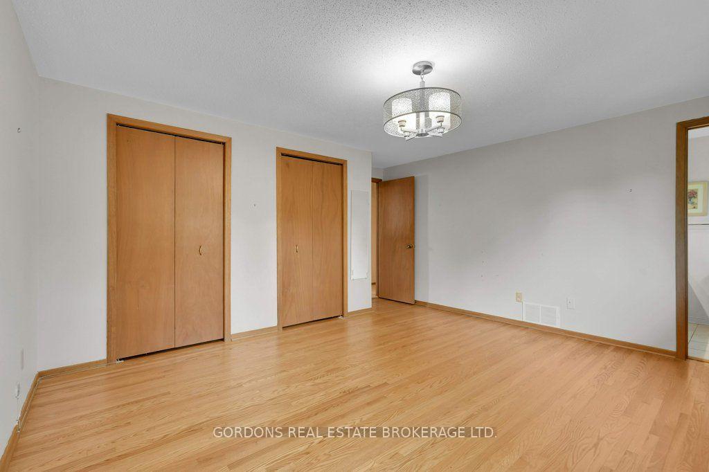 Photo 33 of 25 Eastpark Drive, Ottawa, Blackburn Hamlet — HOMEH