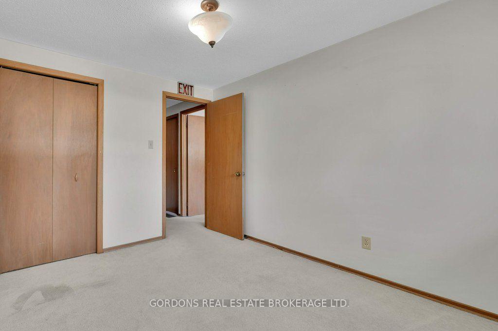 Photo 37 of 25 Eastpark Drive, Ottawa, Blackburn Hamlet — HOMEH