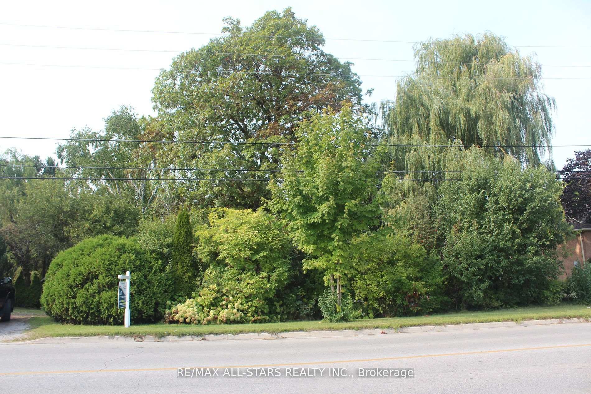 Photo 2 of 40 Riverglen Drive, Georgina, Keswick South — HOMEH
