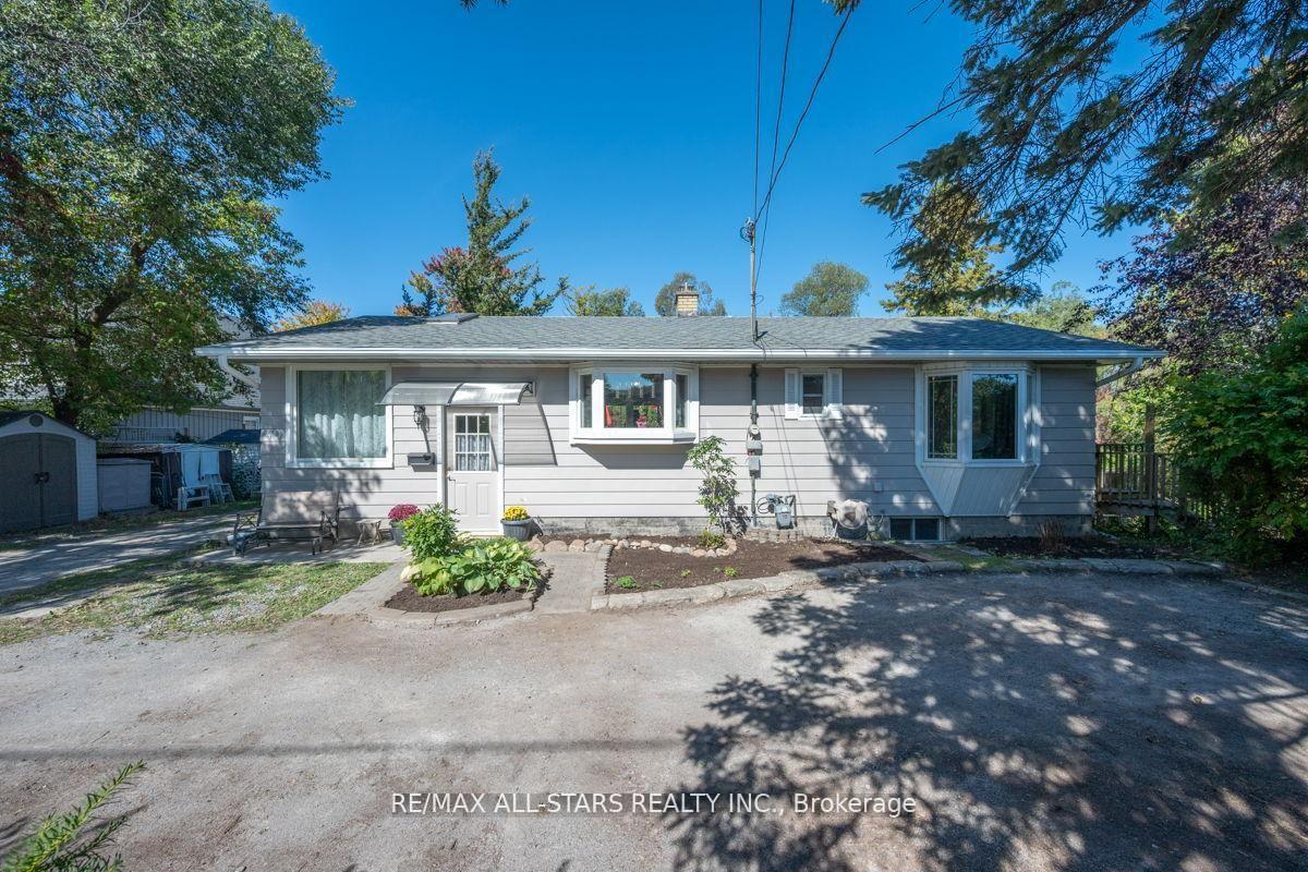 Photo 3 of 40 Riverglen Drive, Georgina, Keswick South — HOMEH