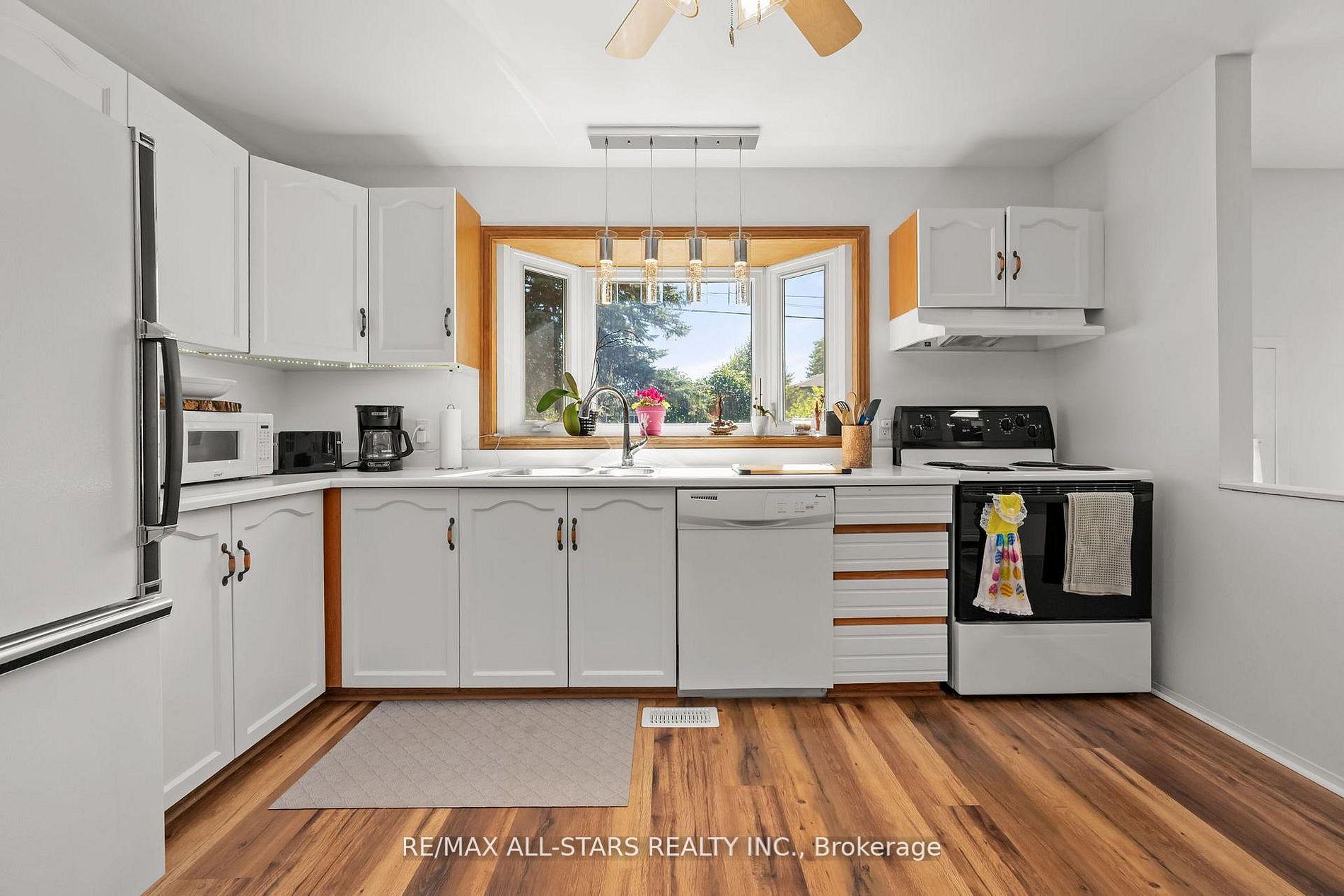 Photo 8 of 40 Riverglen Drive, Georgina, Keswick South — HOMEH