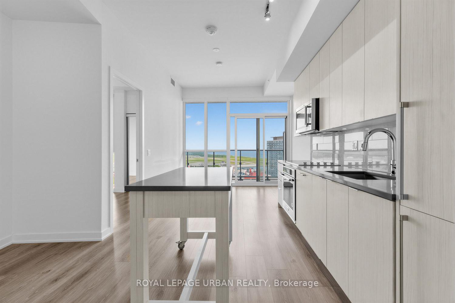 Photo 2 of Unit 2311, 38 Iannuzzi Street, Toronto, Niagara — HOMEH
