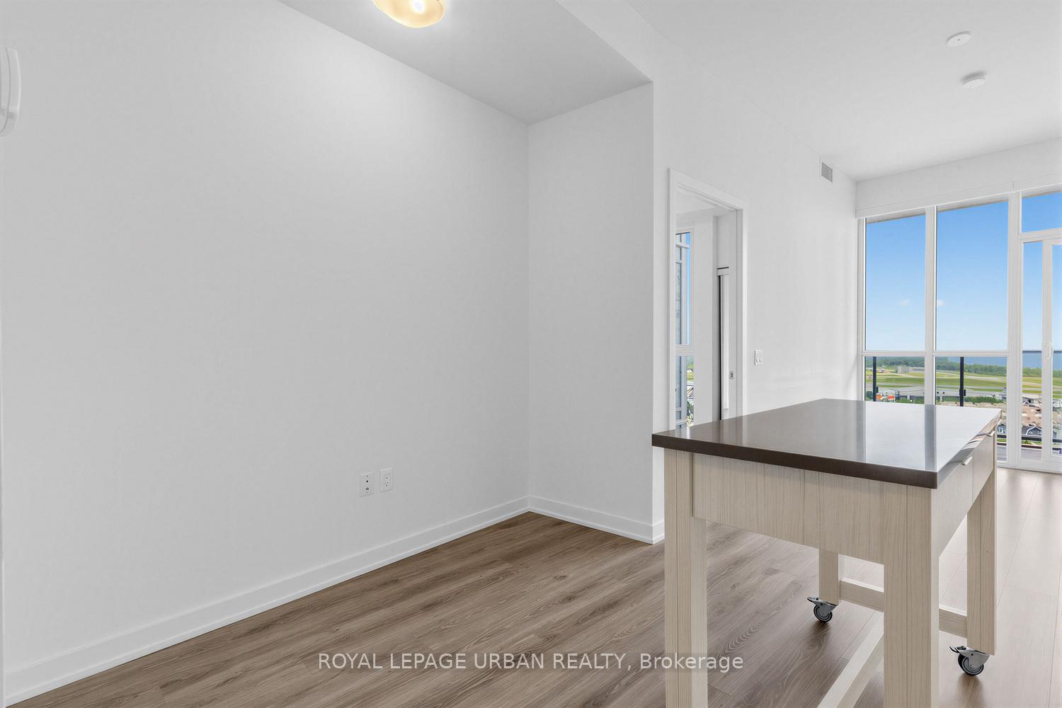 Photo 3 of Unit 2311, 38 Iannuzzi Street, Toronto, Niagara — HOMEH