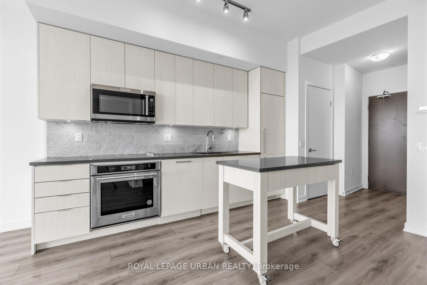 Photo 5 of Unit 2311, 38 Iannuzzi Street, Toronto, Niagara — HOMEH