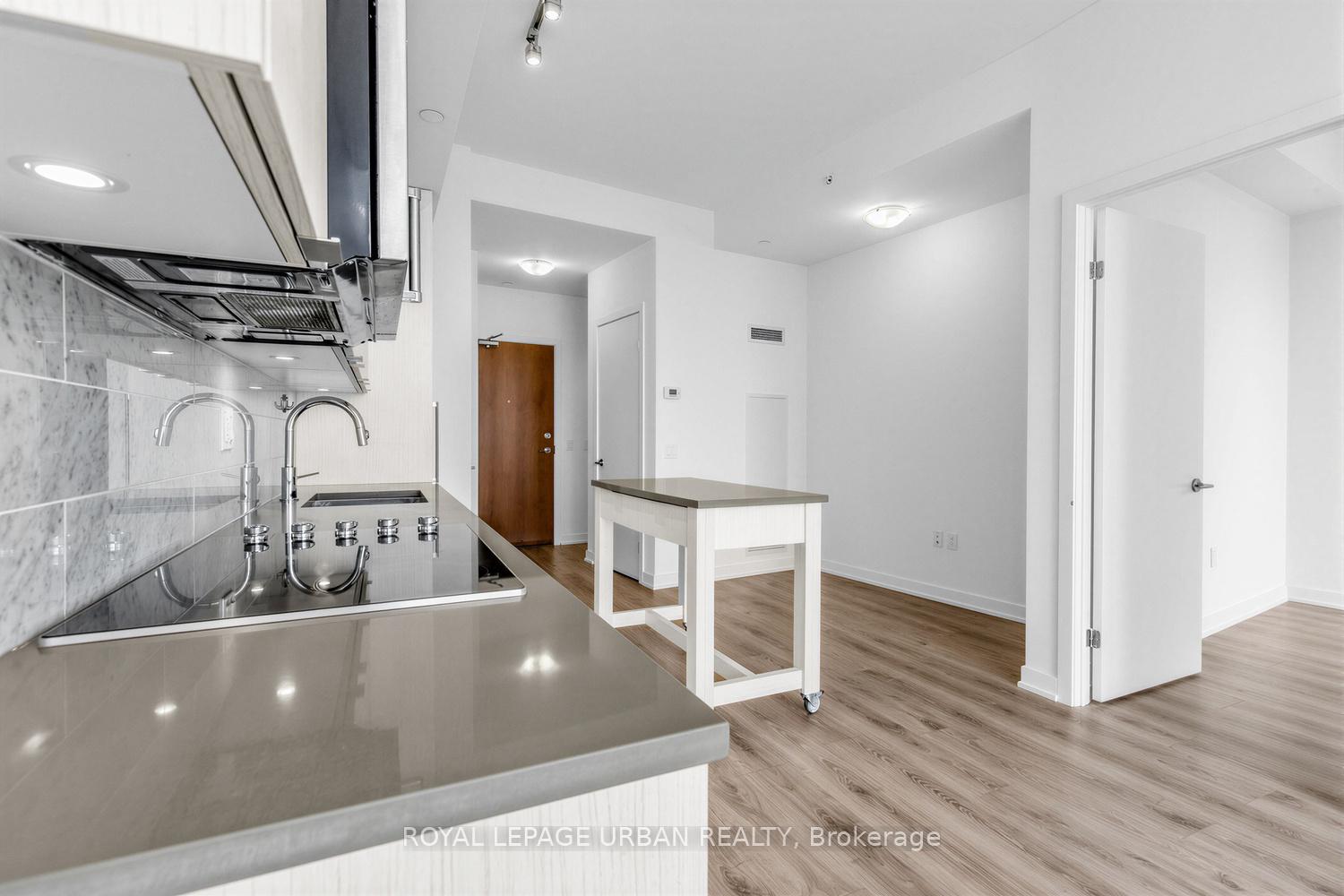 Photo 10 of Unit 2311, 38 Iannuzzi Street, Toronto, Niagara — HOMEH