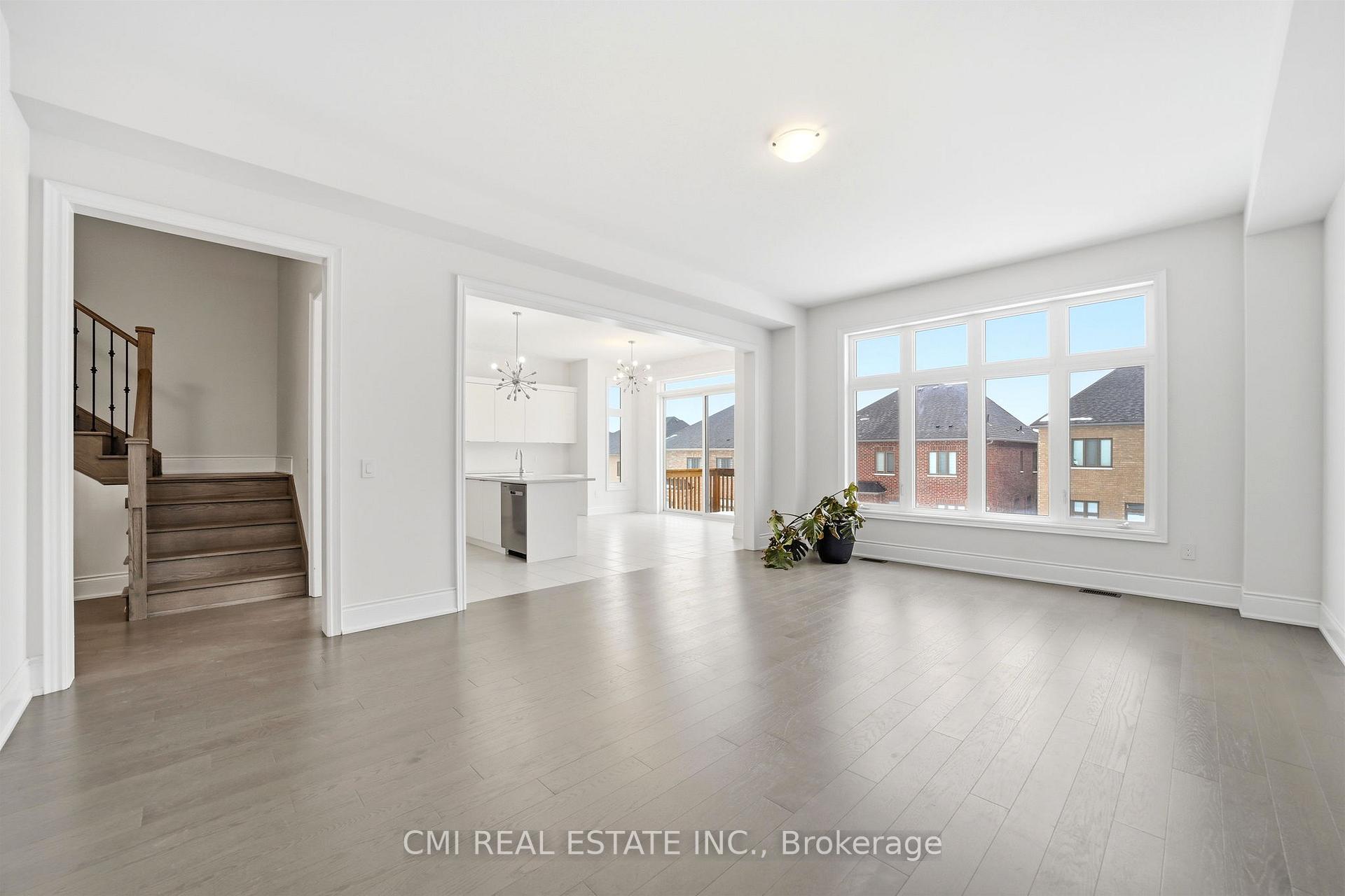 Photo 10 of 125 Raspberry Ridge Avenue, Caledon, Caledon East — HOMEH