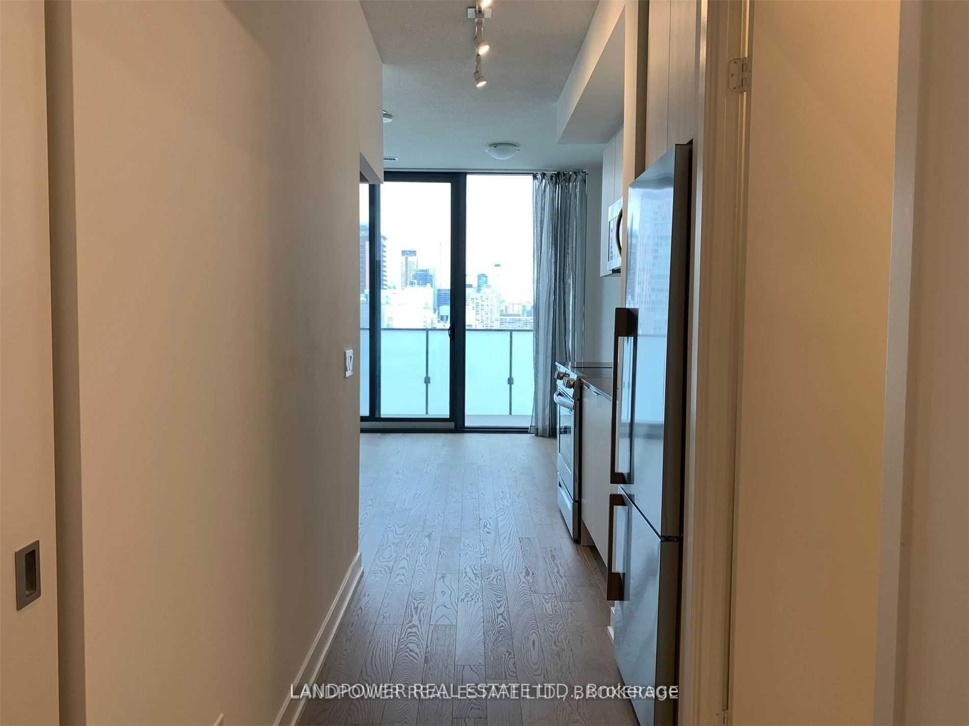 Photo 9 of Unit 2514, 25 Richmond Street E, Toronto, Church-Yonge Corridor — HOMEH