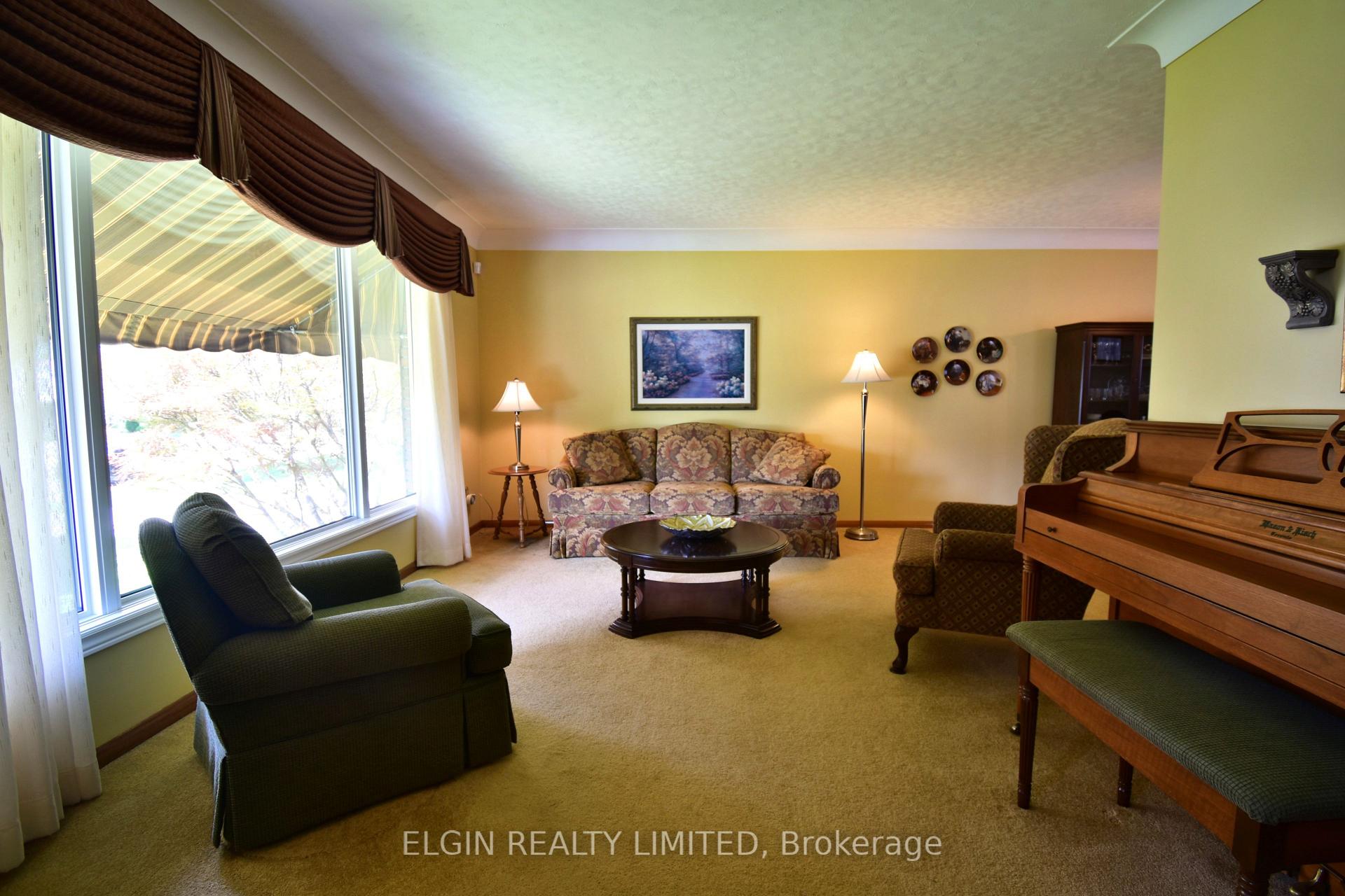 Photo 11 of 18 Pullen Avenue, St. Thomas — HOMEH