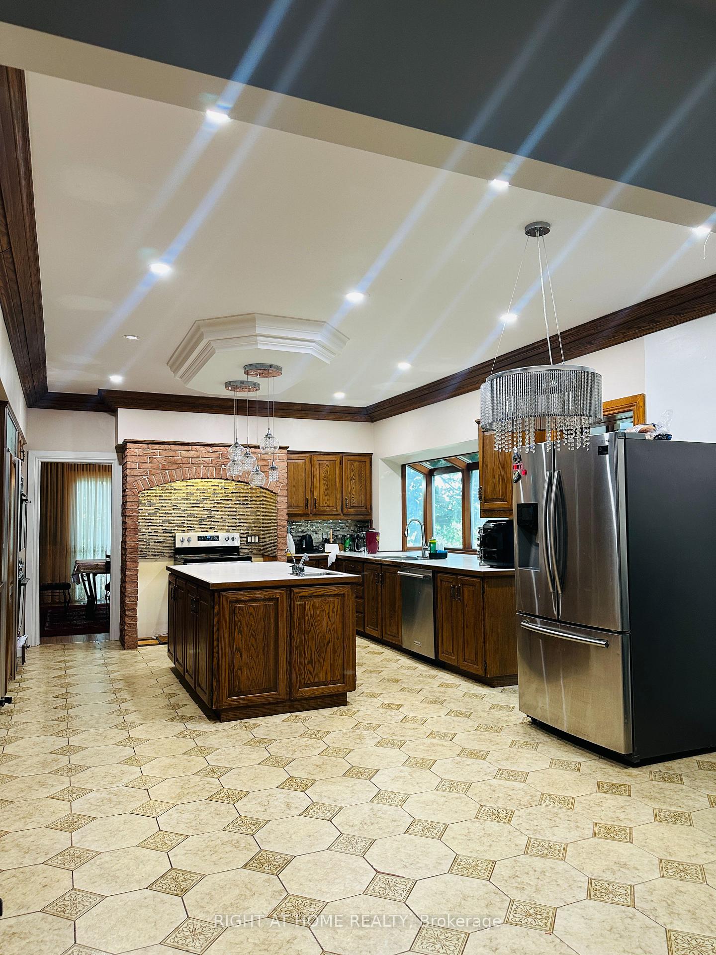Photo 14 of 12 Keily Crescent E, Caledon, Rural Caledon — HOMEH