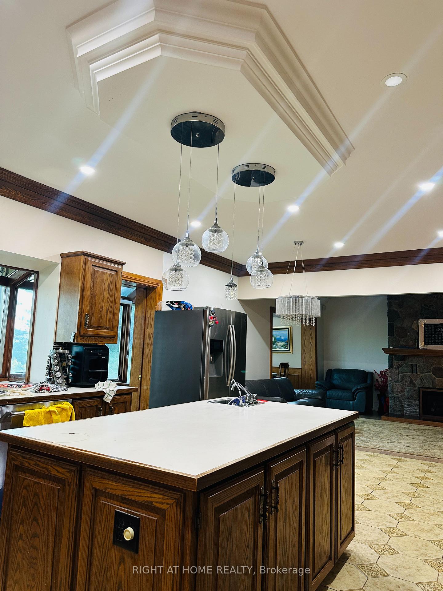Photo 17 of 12 Keily Crescent E, Caledon, Rural Caledon — HOMEH