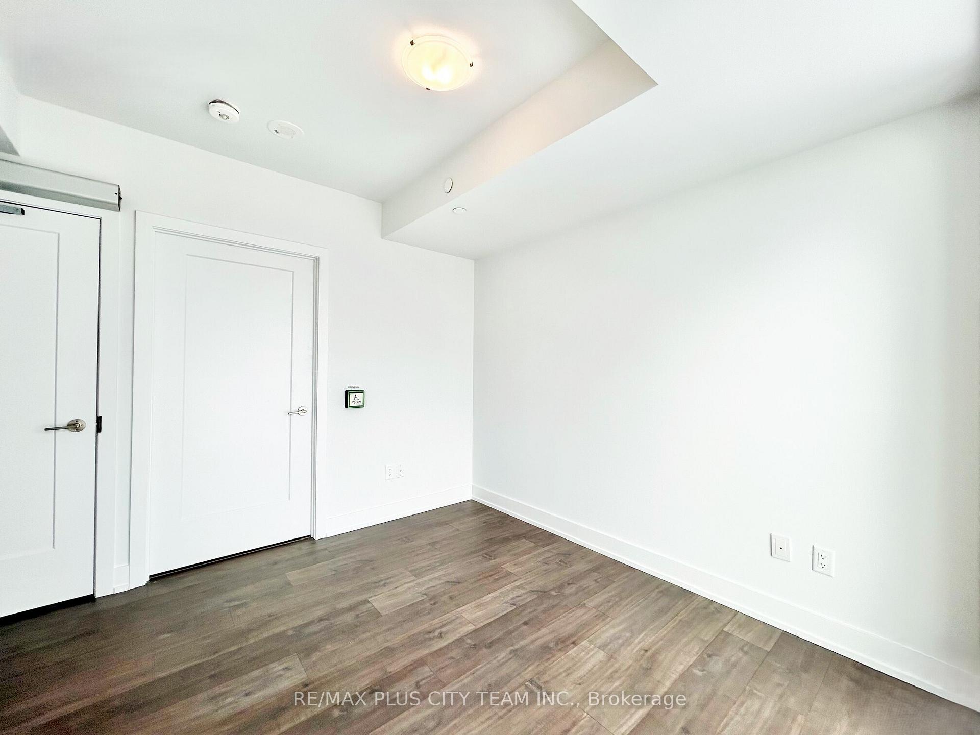 Photo 9 of Unit 1217, 2550 Simcoe Street N, Oshawa, Windfields — HOMEH