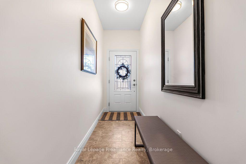 Photo 24 of 8 Berwick Street, Stirling-Rawdon, Stirling Ward — HOMEH