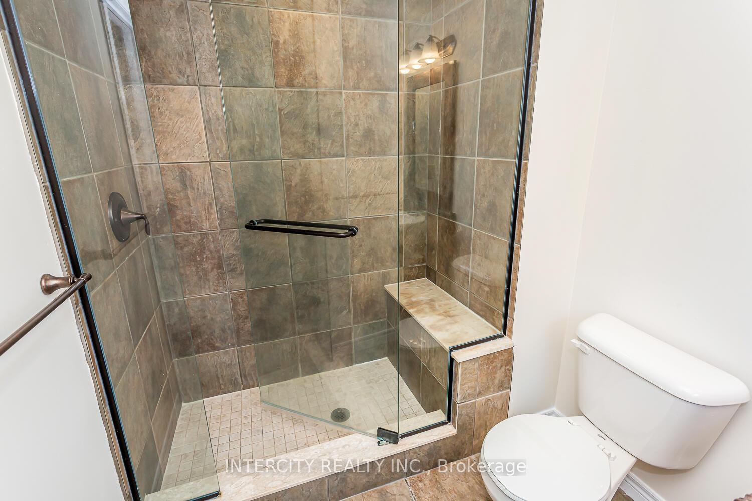 Photo 20 of 258 Mcmeeken Drive, Cambridge, Hespeler Village — HOMEH