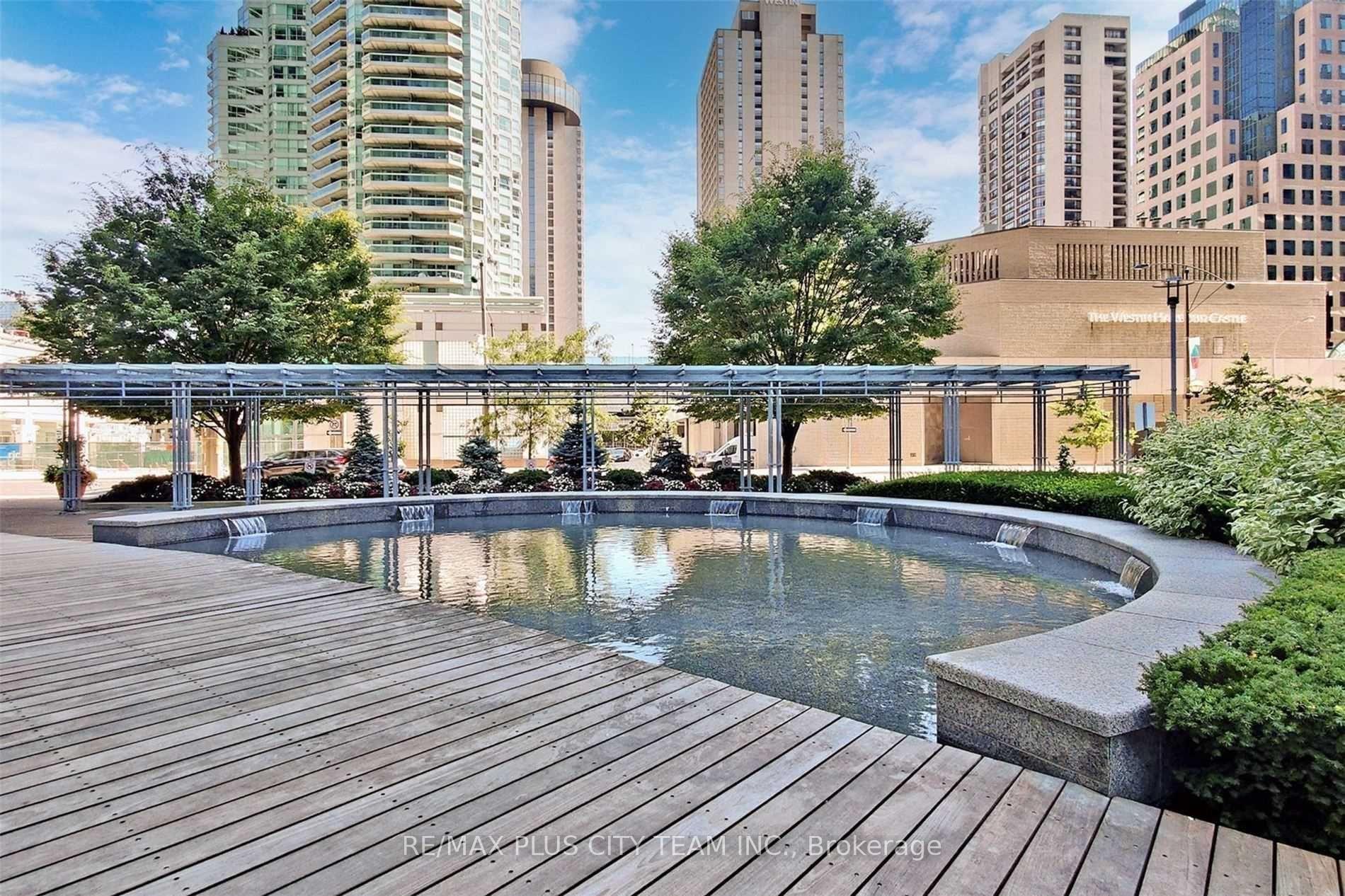 Photo 15 of Unit 1802, 18 Harbour Street, Toronto, Waterfront Communities — HOMEH
