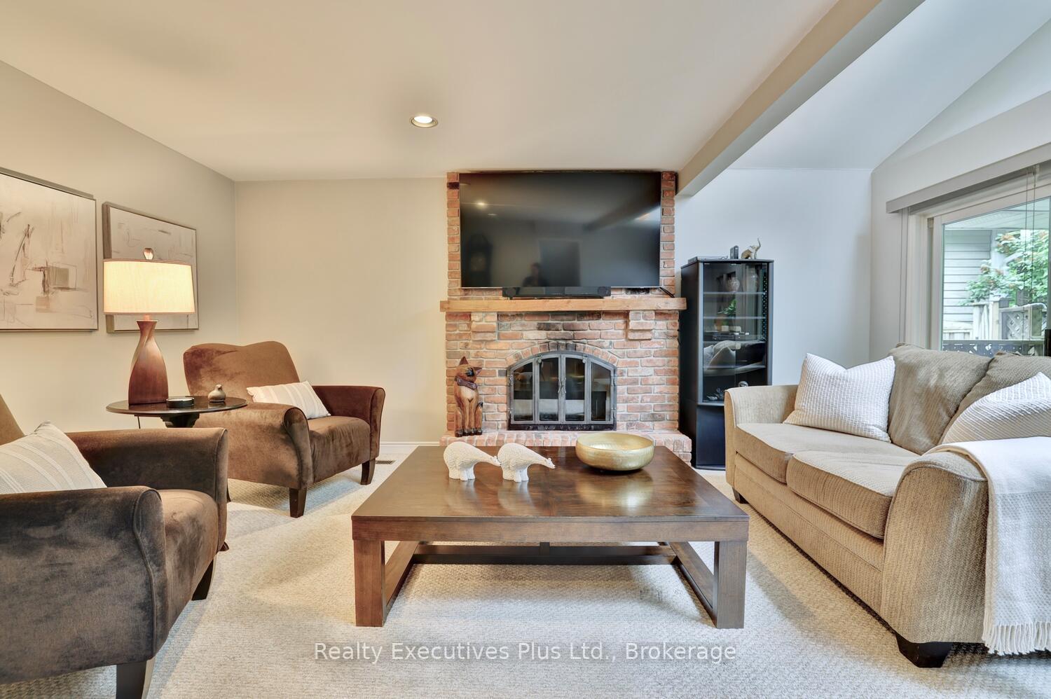 Photo 14 of 322 Pine Avenue, Oakville, Old Oakville — HOMEH